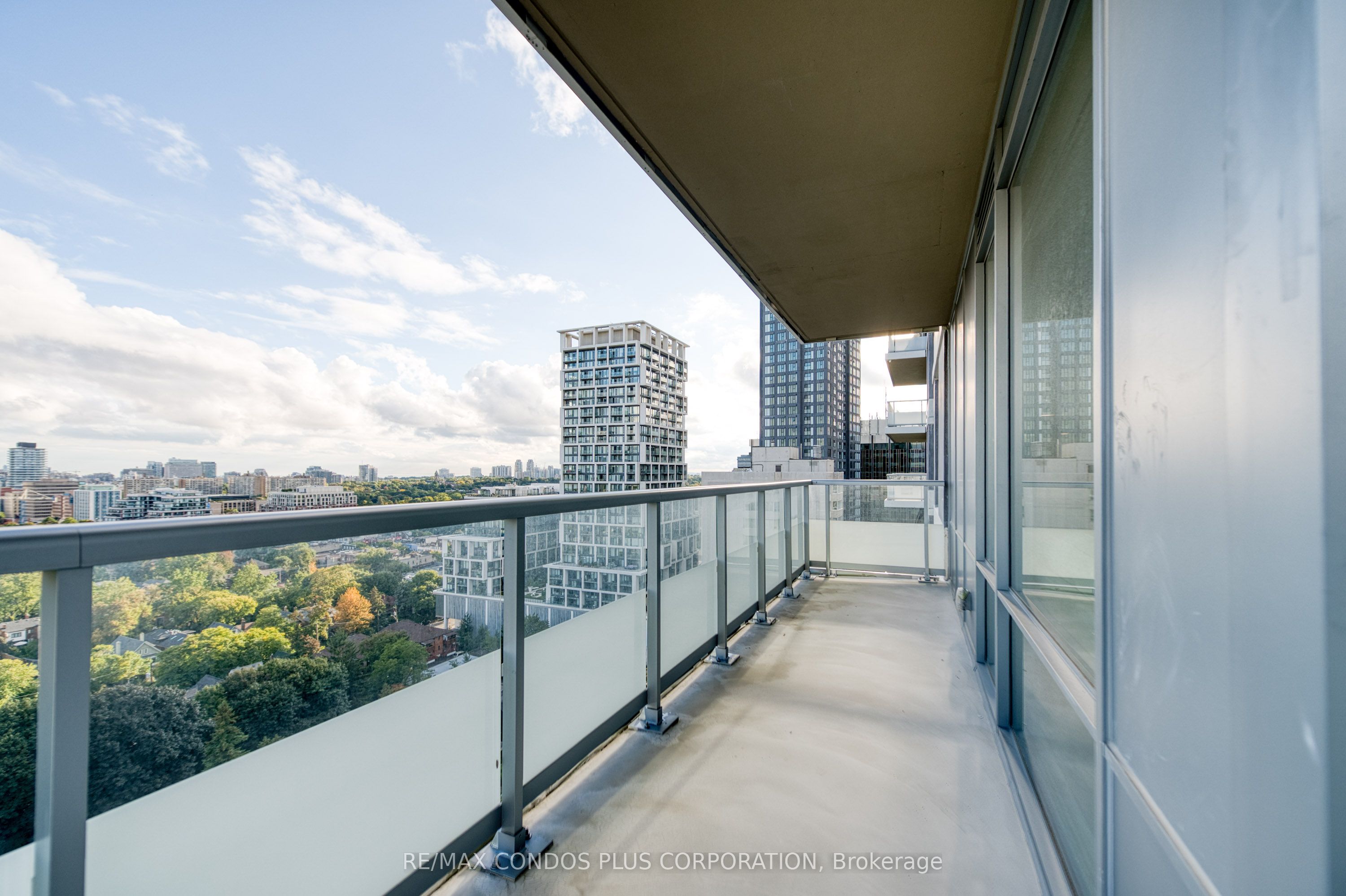 25 Holly Street 2007 Property Photo 27