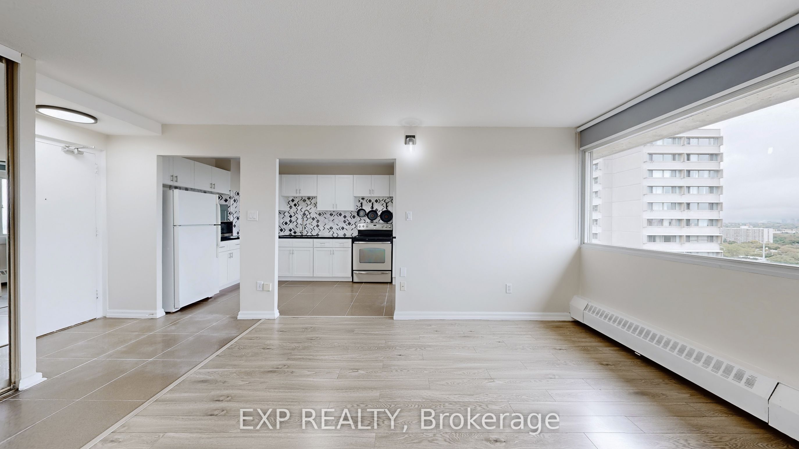 715 Don Mills Road 2204 Property Photo 5