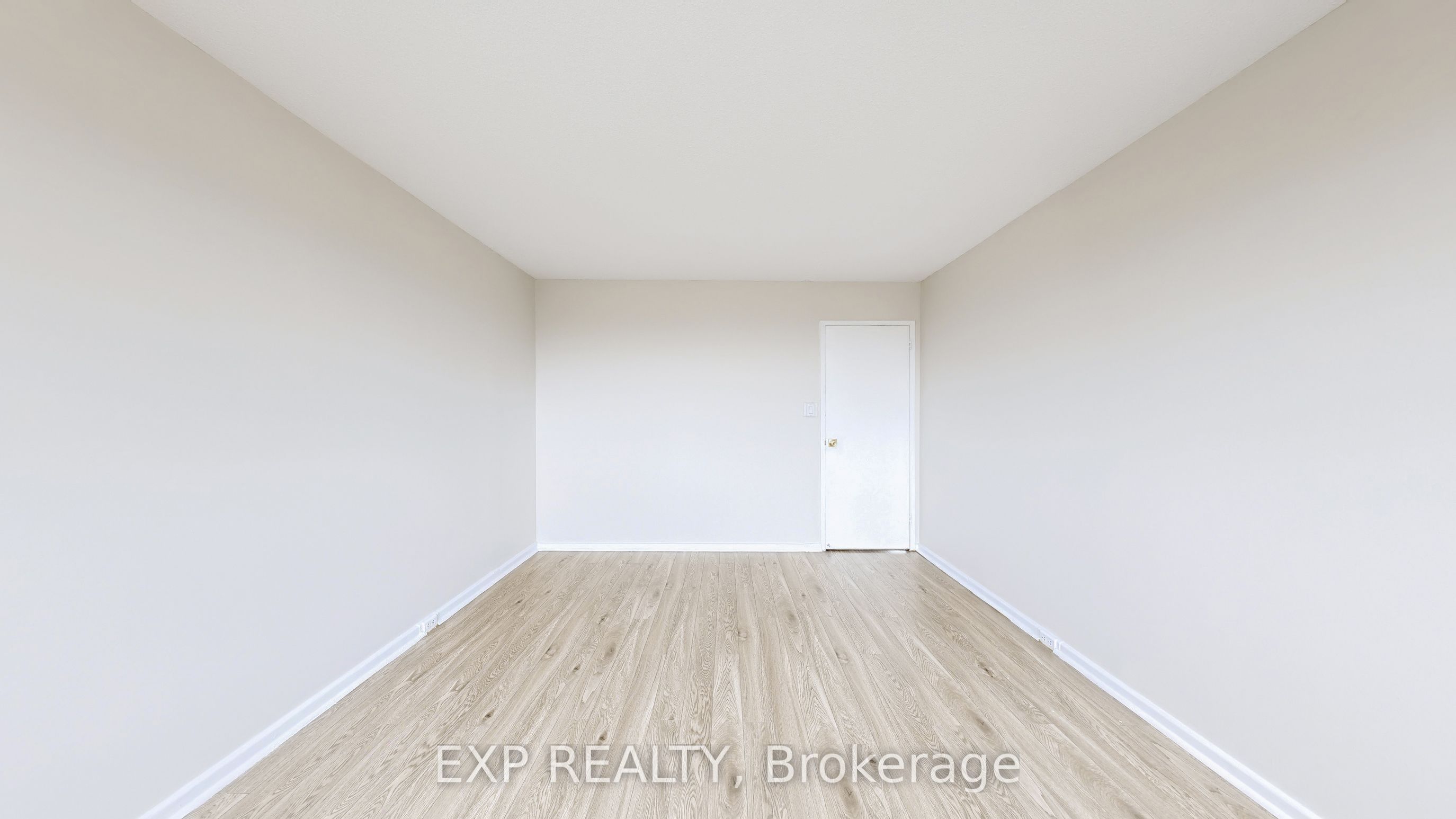 715 Don Mills Road 2204 Property Photo 14