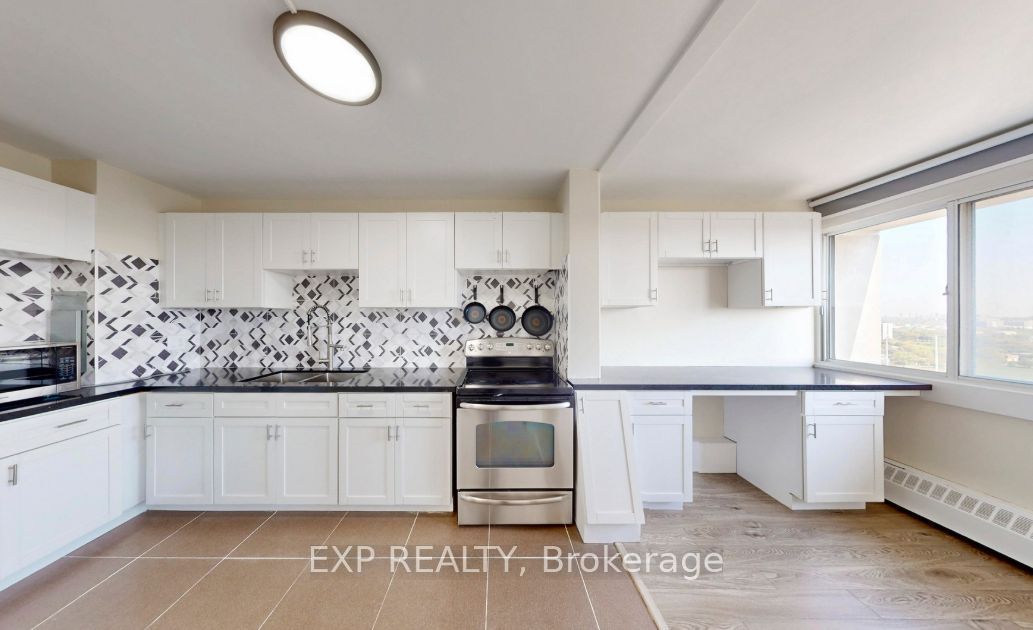 715 Don Mills Road 2204 Property Photo 22