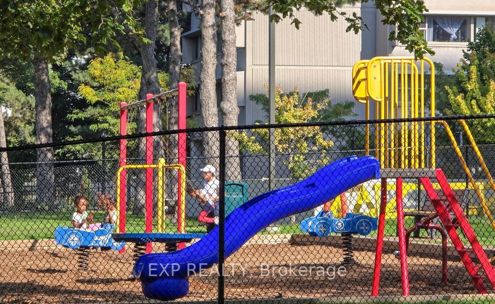 715 Don Mills Road 2204 Property Photo 45