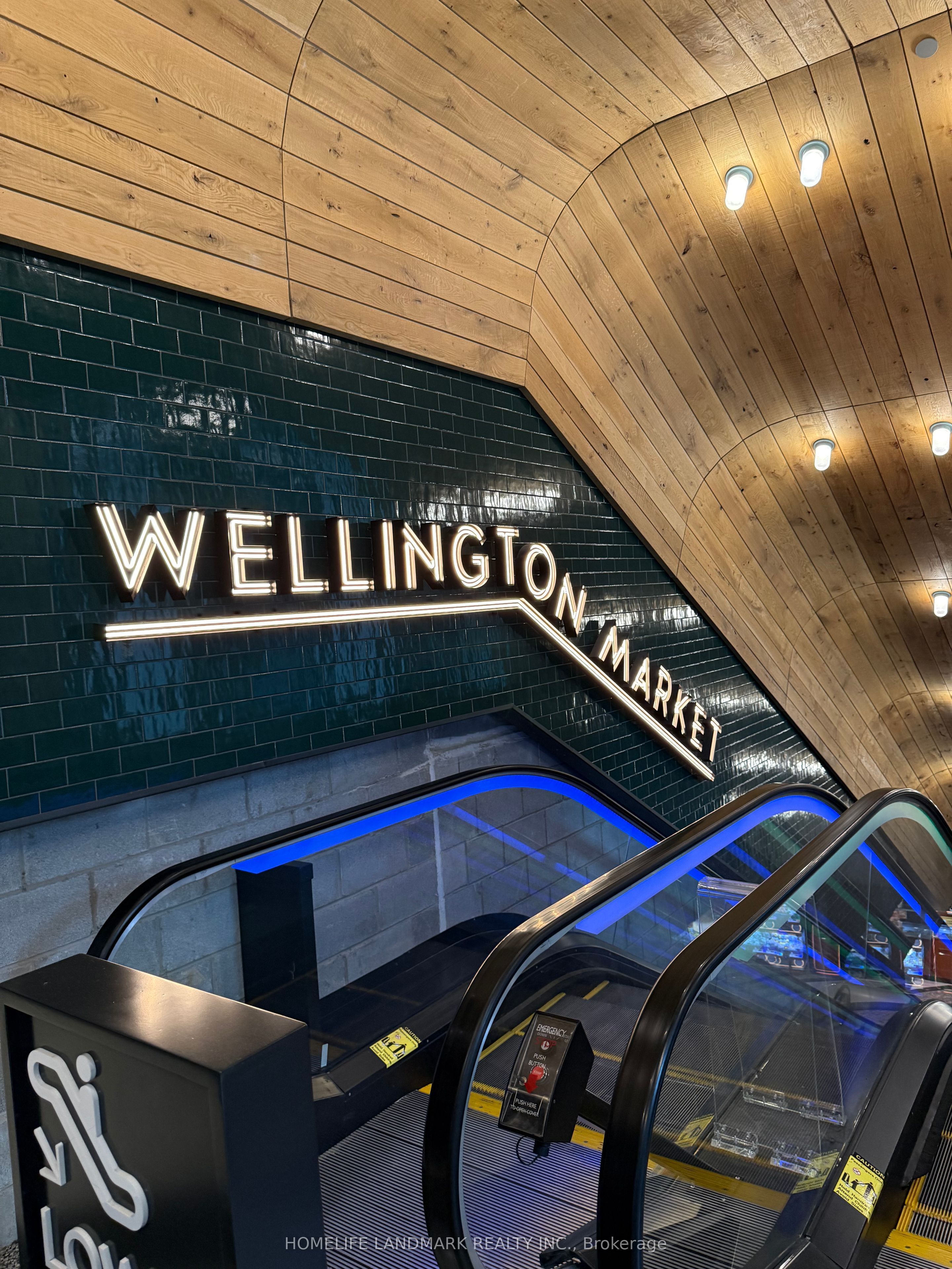 486 Front Street W WM03 Property Photo 1