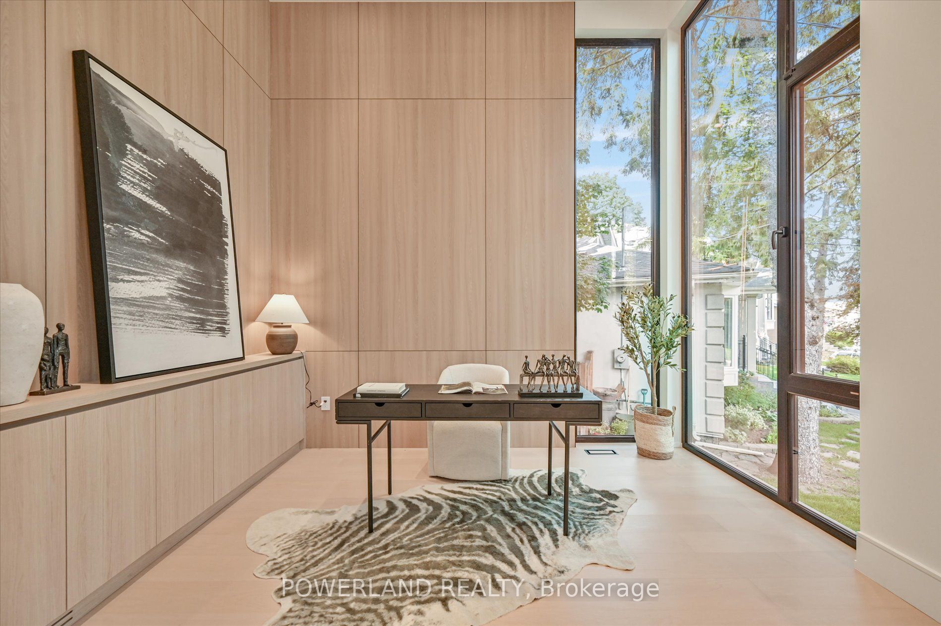 53 Whittaker Crescent Property Photo 8