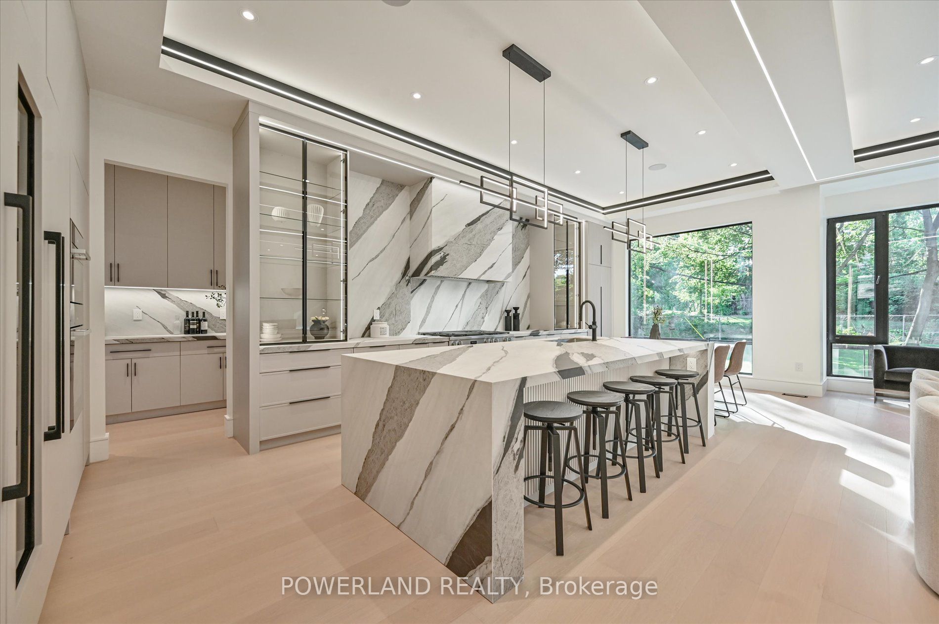 53 Whittaker Crescent Property Photo 16