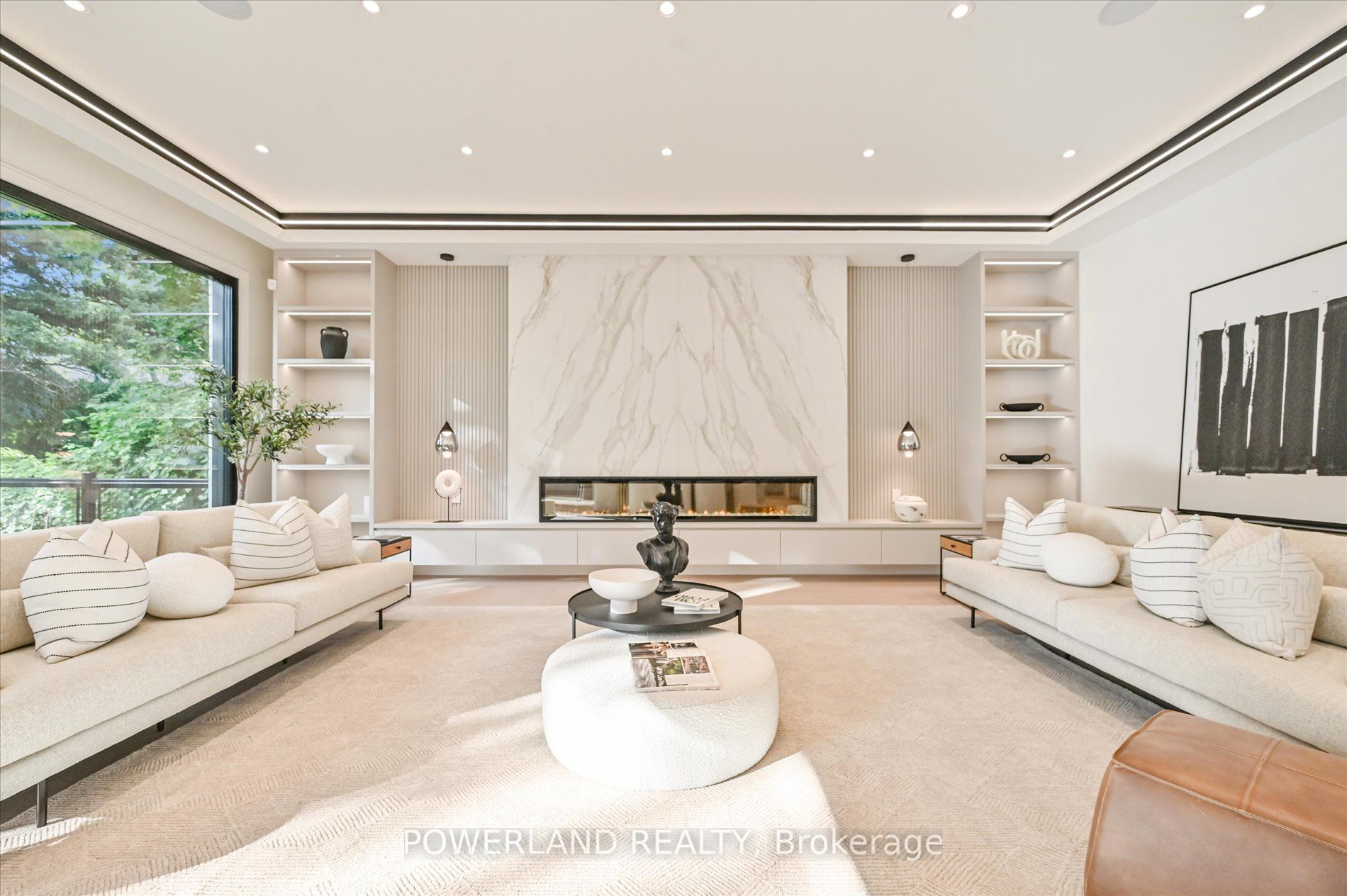 53 Whittaker Crescent Property Photo 23