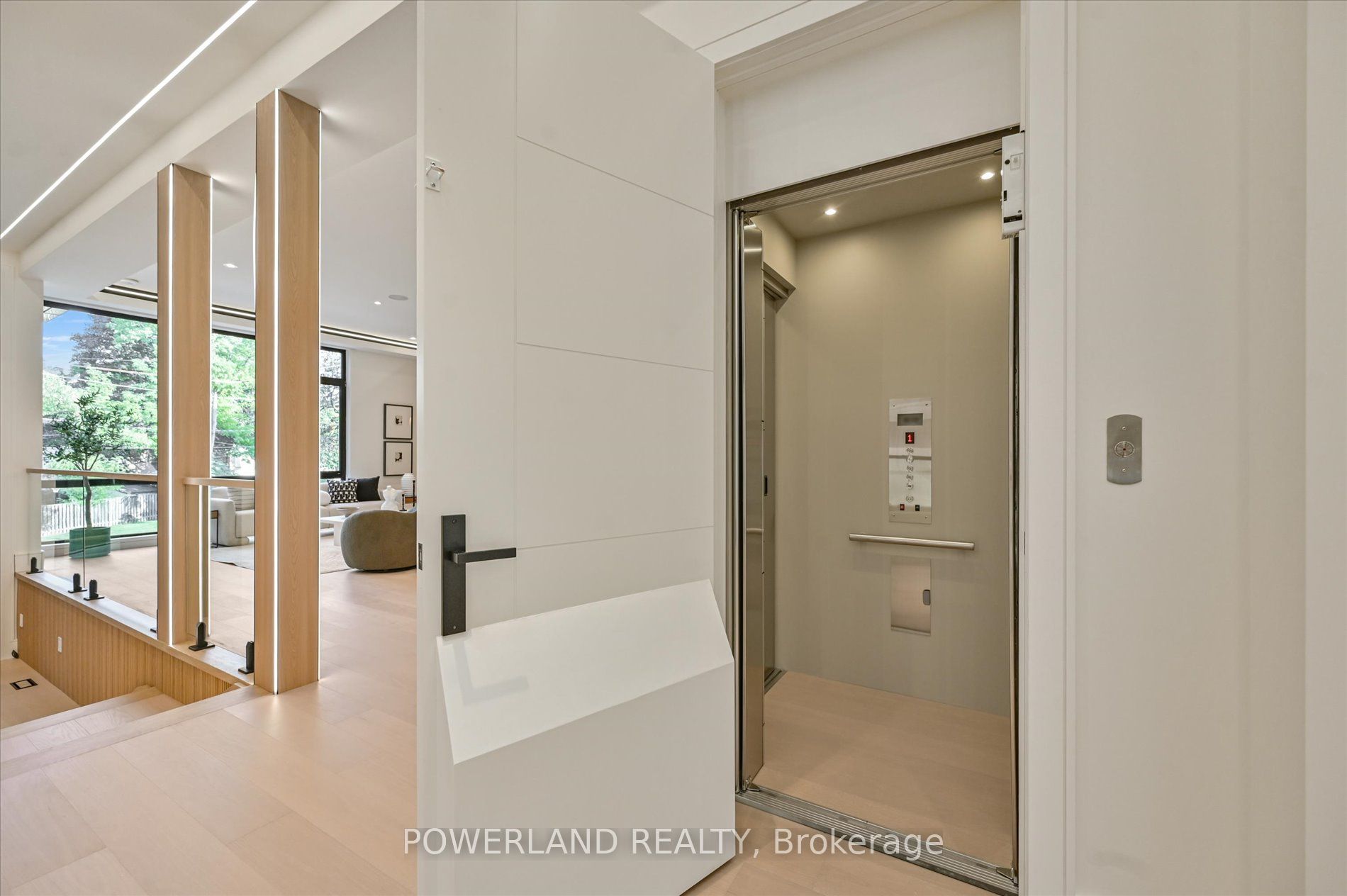 53 Whittaker Crescent Property Photo 28