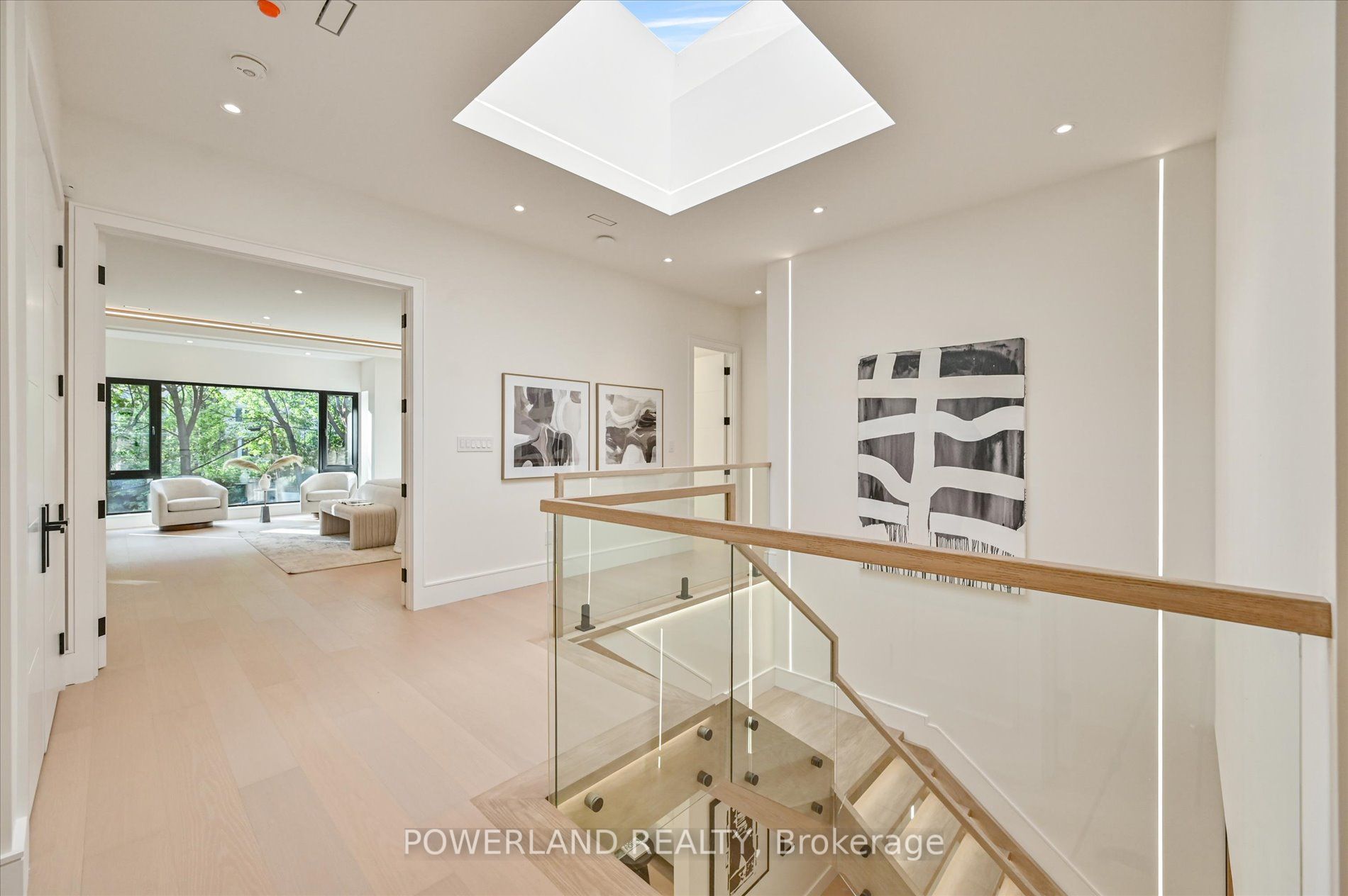 53 Whittaker Crescent Property Photo 30