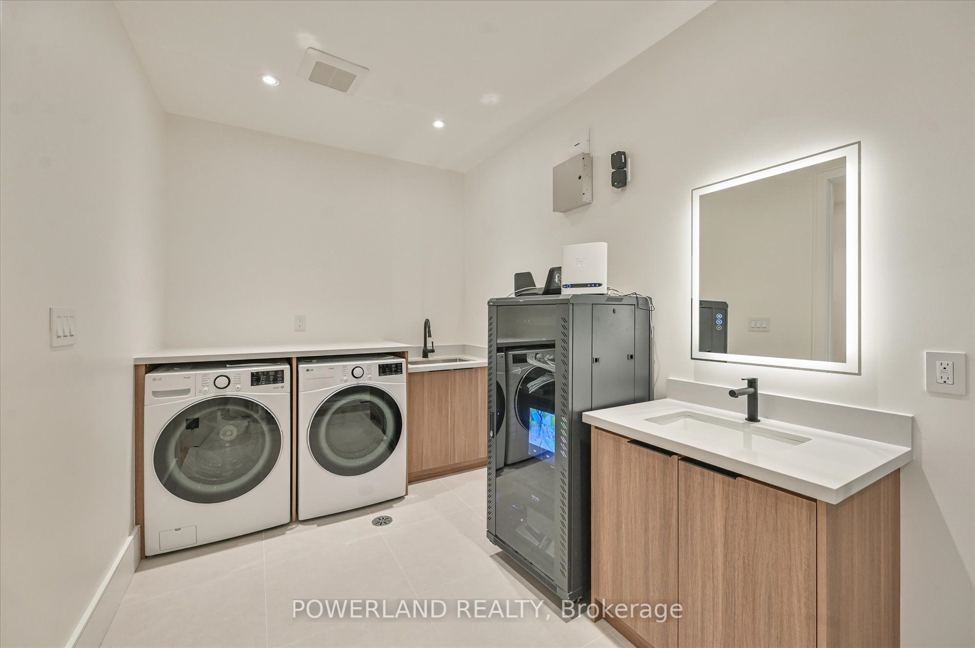 53 Whittaker Crescent Property Photo 46