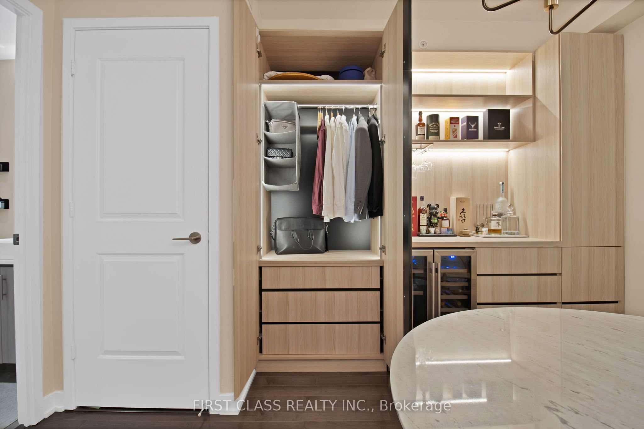 1 The Esplanade N/a 3309 Property Photo 3