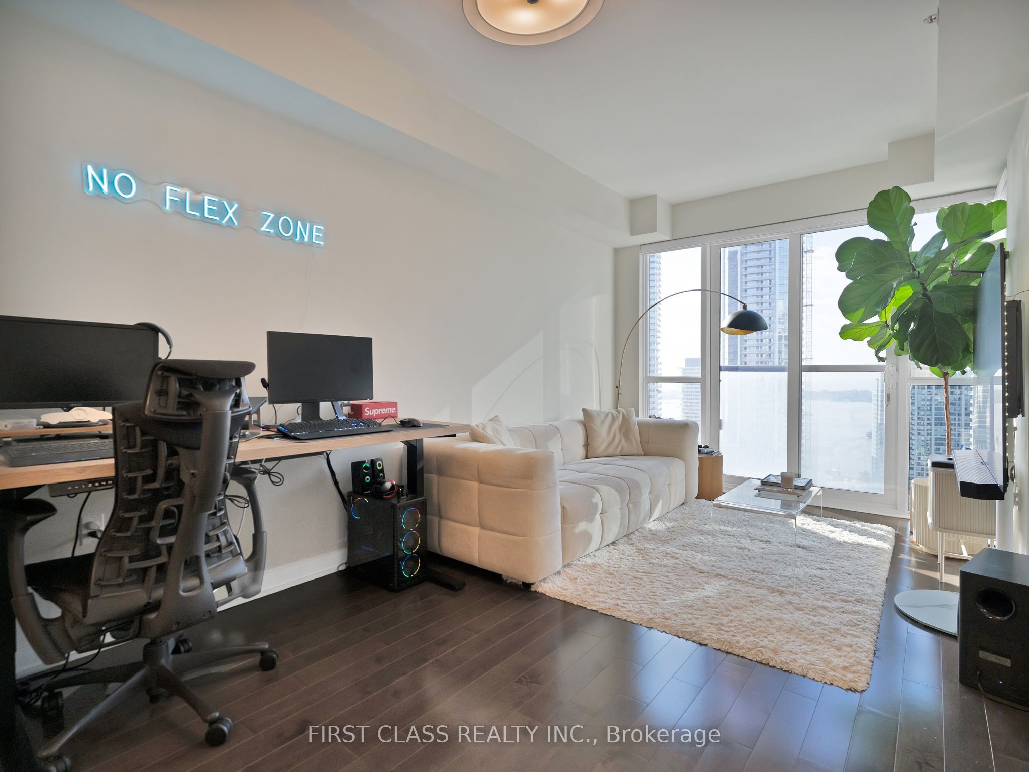 1 The Esplanade N/a 3309 Property Photo 9