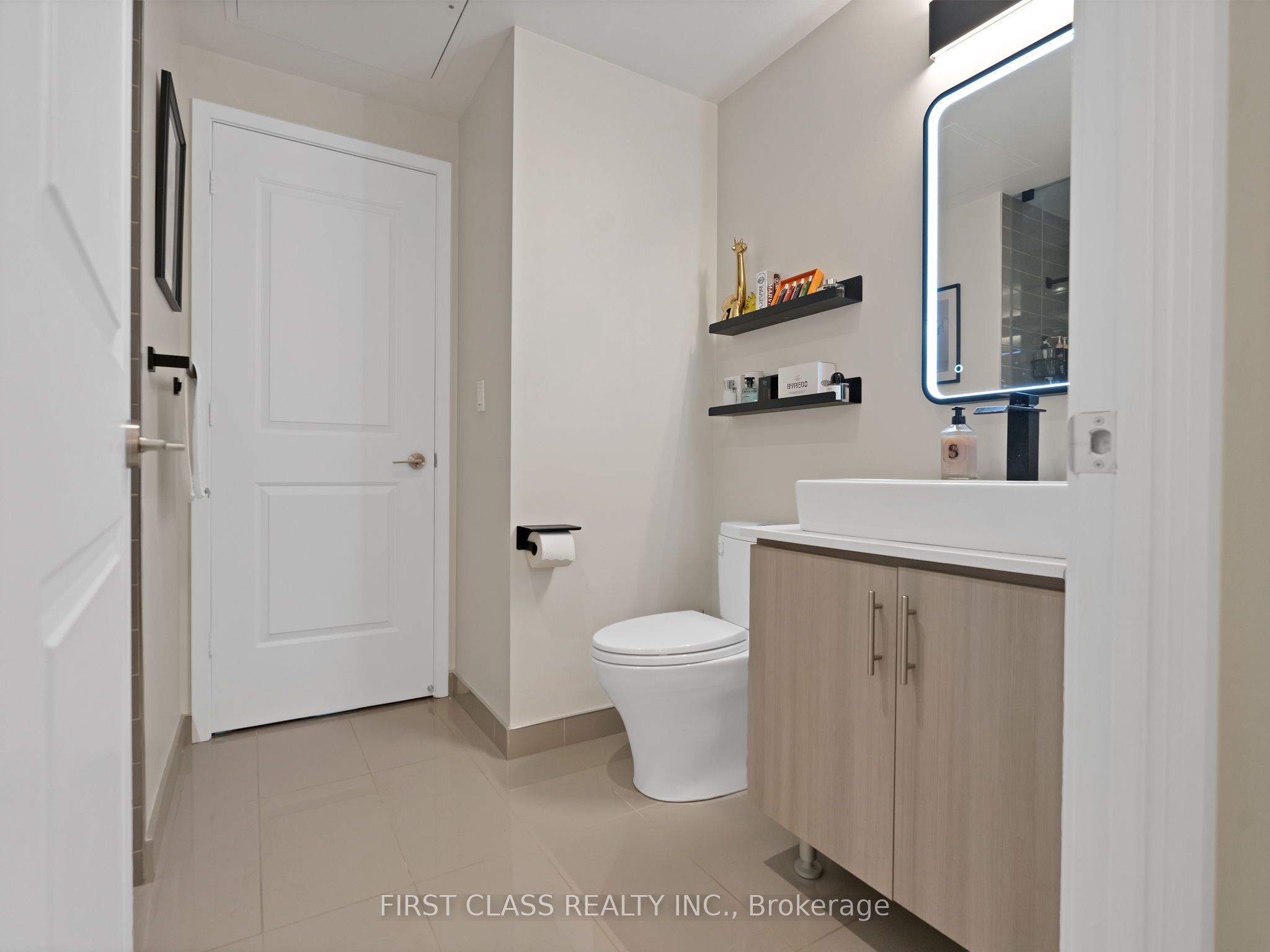 1 The Esplanade N/a 3309 Property Photo 15