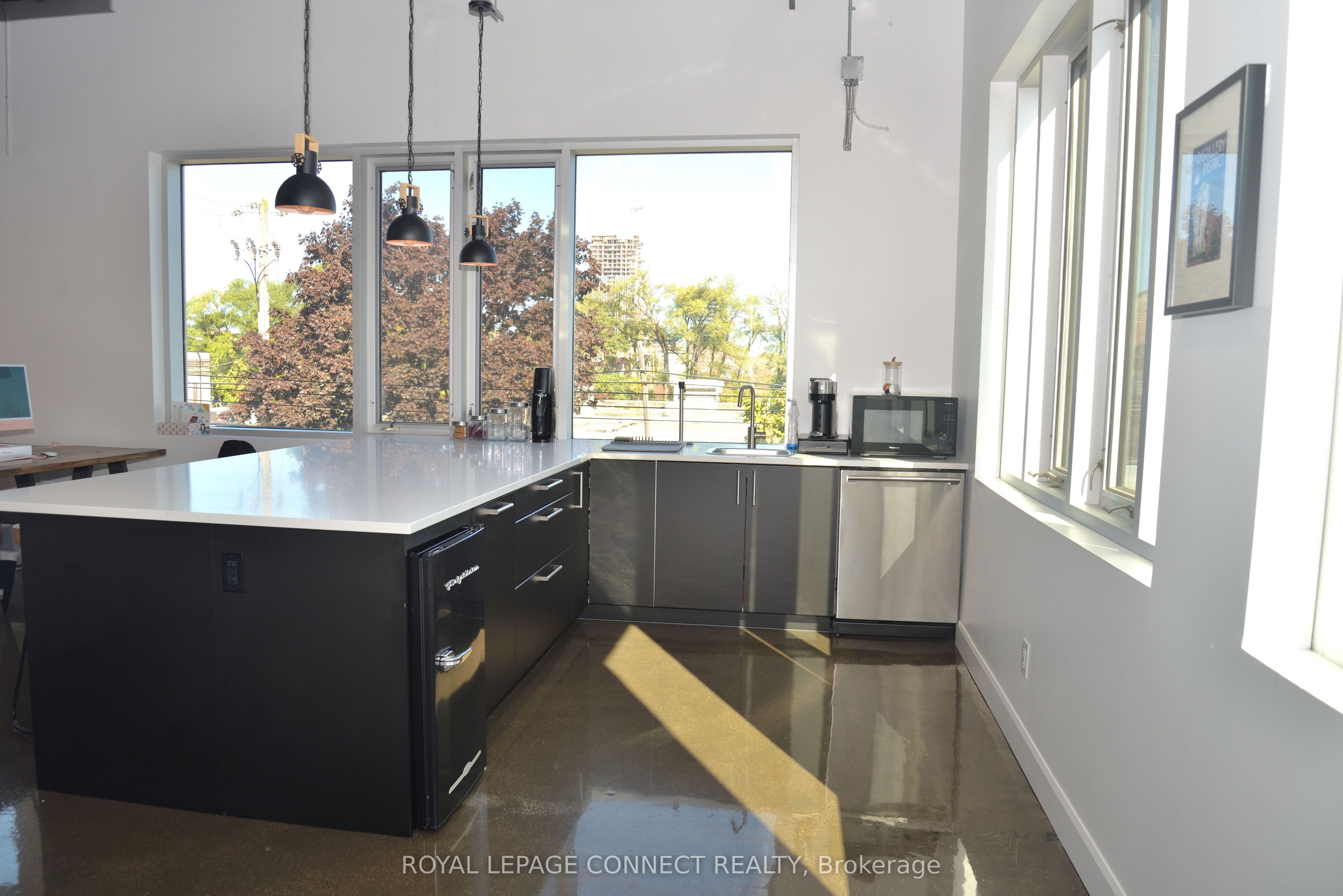 41 Industrial Street 208 Property Photo 8