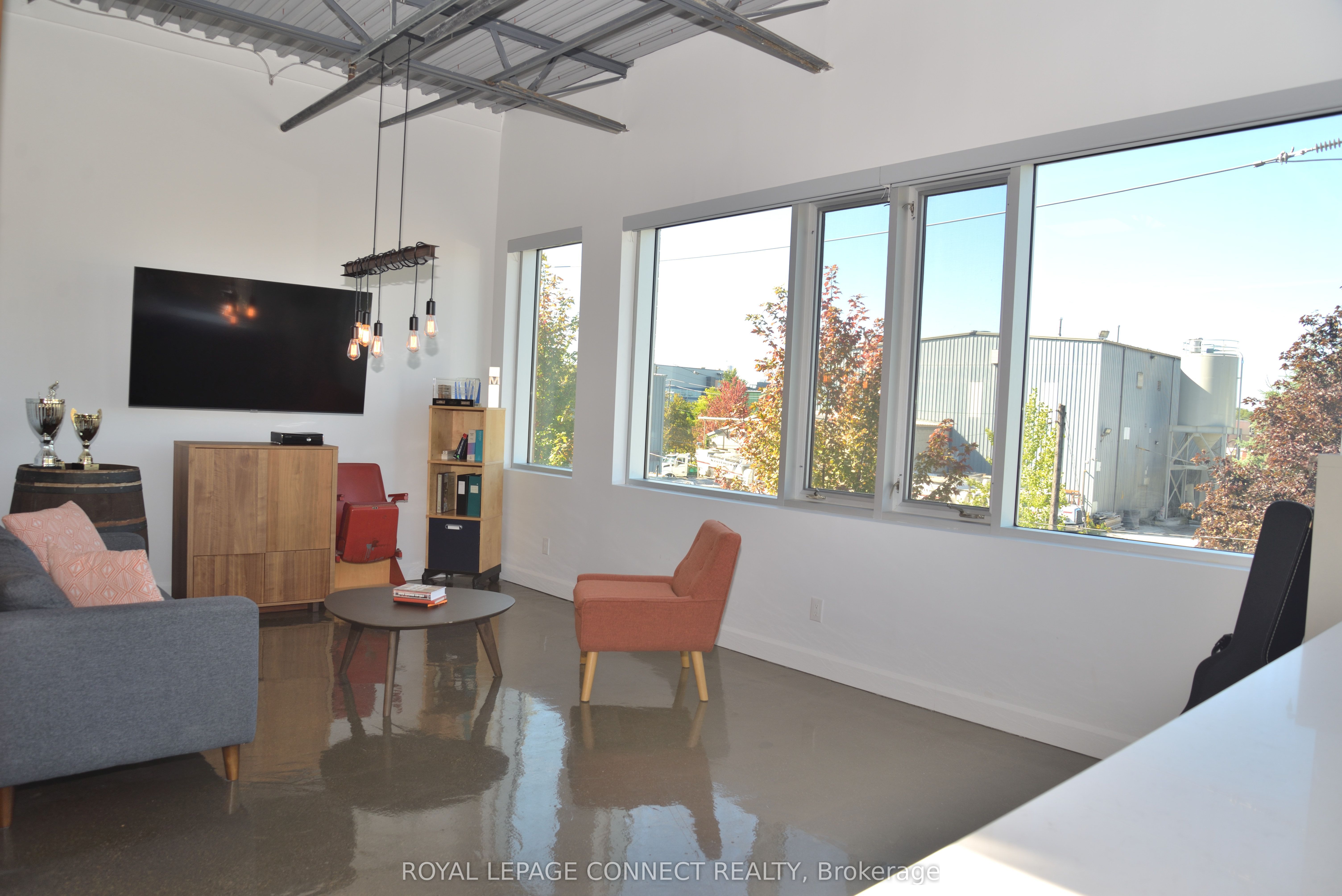 41 Industrial Street 208 Property Photo 12