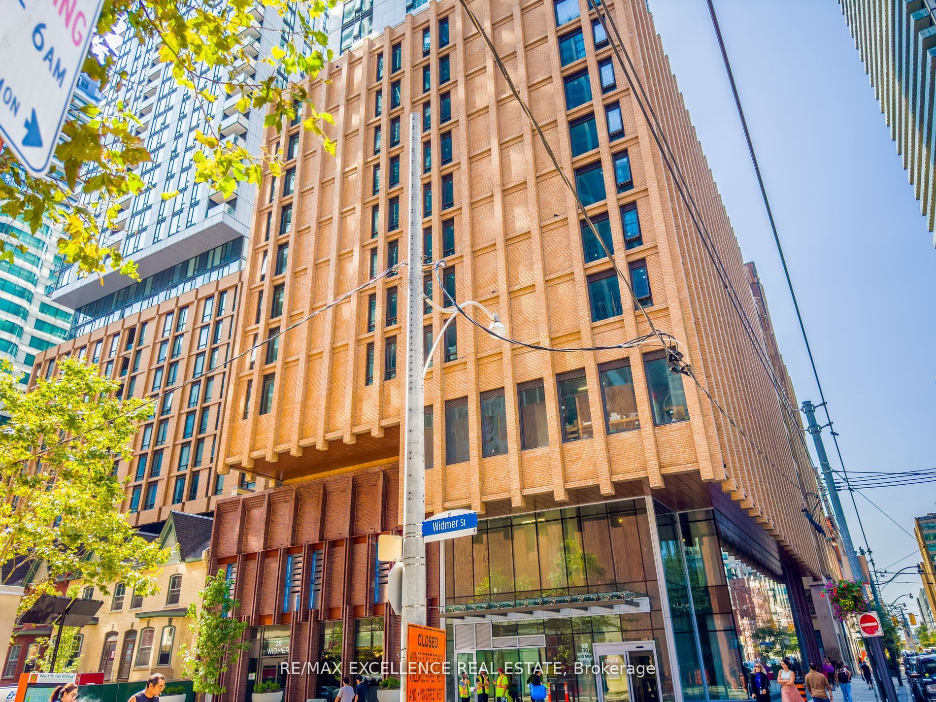 28 Widmer Street 4122 Property Photo 1
