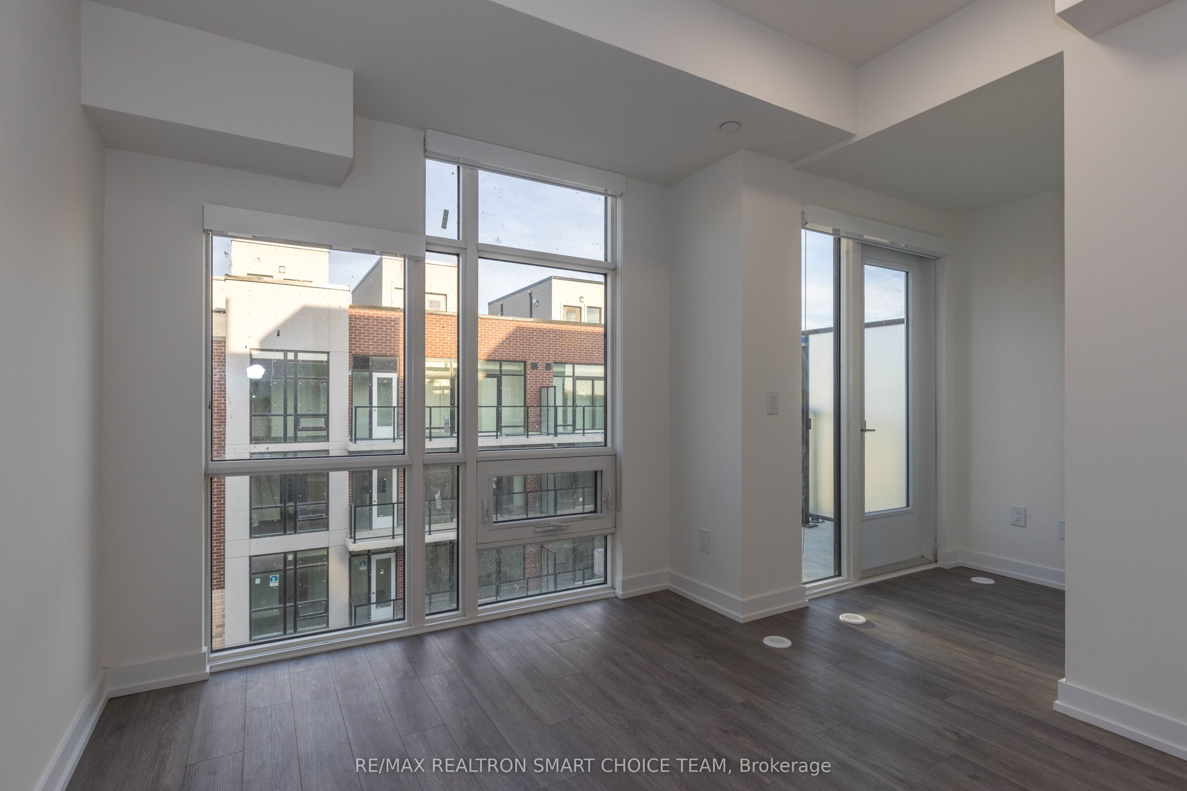 871 Sheppard Avenue W 41 Property Photo 14