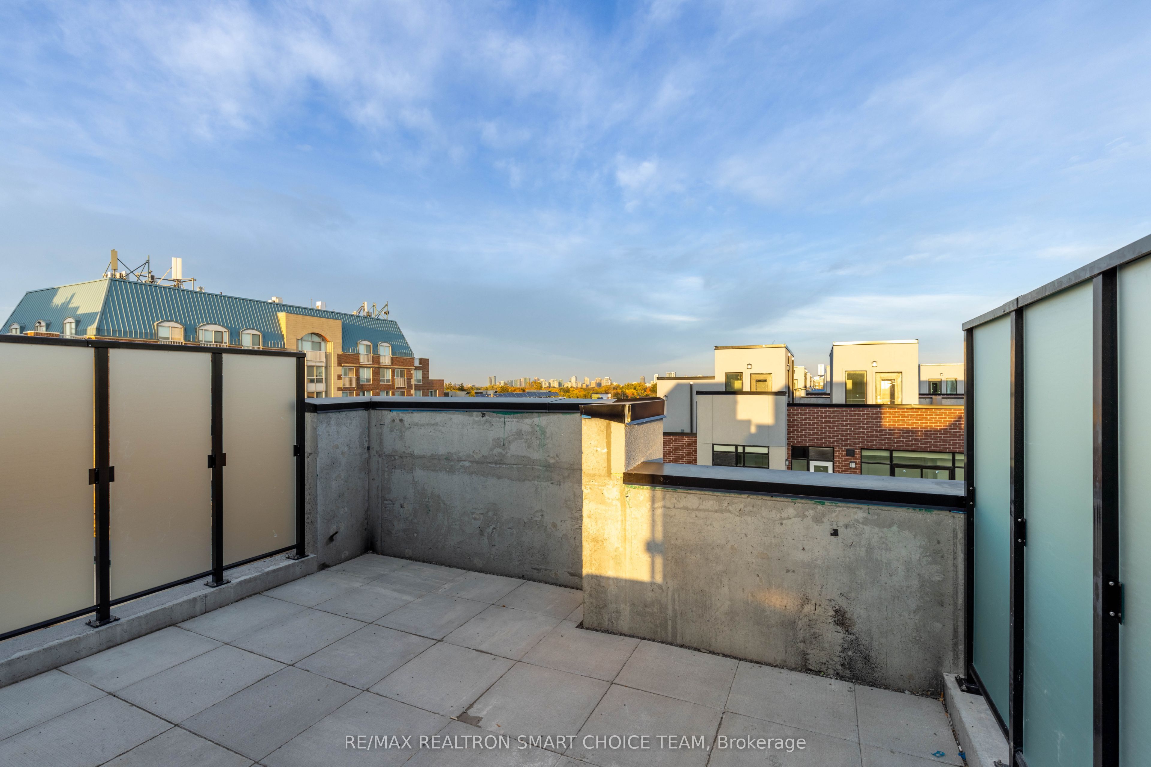 871 Sheppard Avenue W 41 Property Photo 21