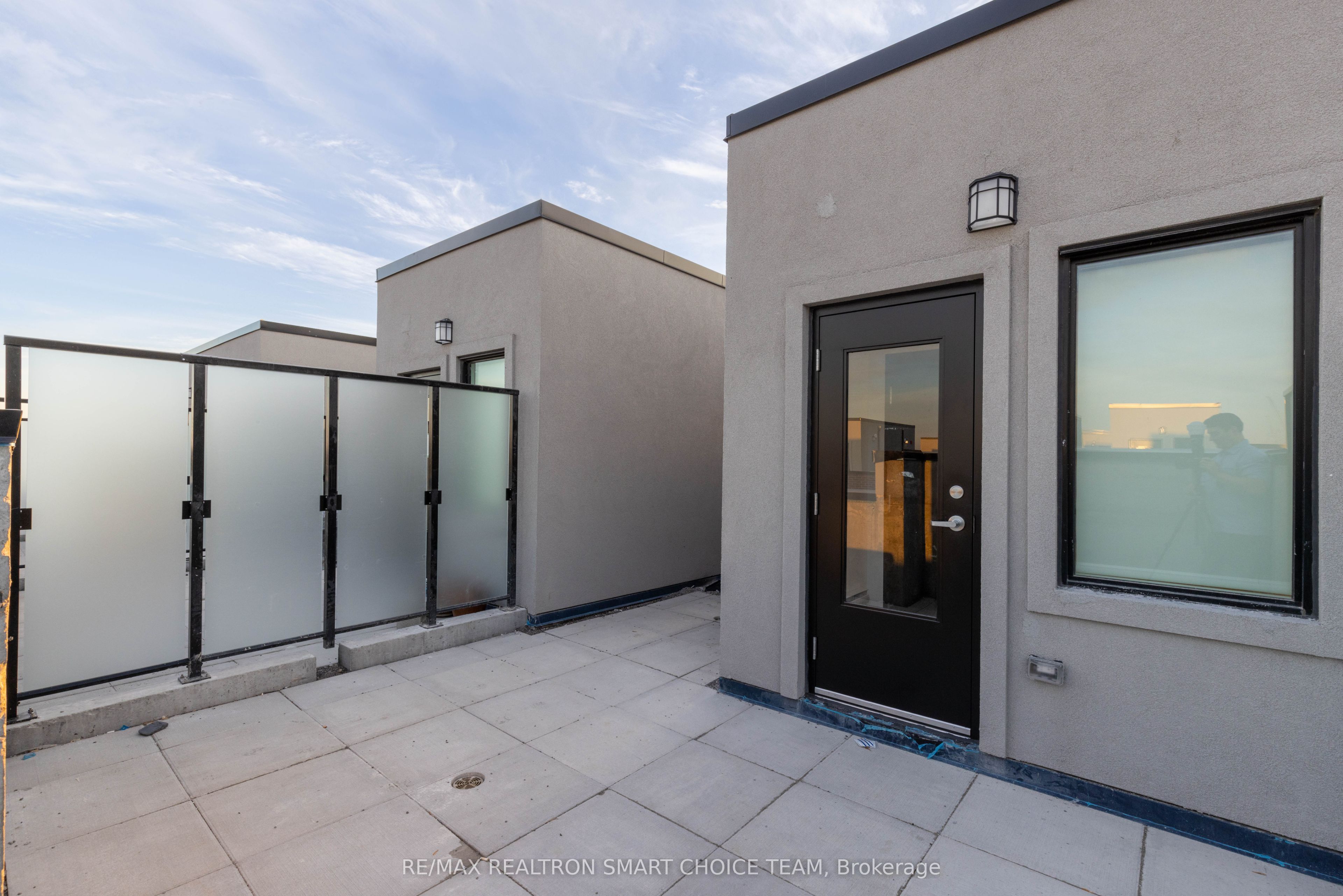 871 Sheppard Avenue W 41 Property Photo 23