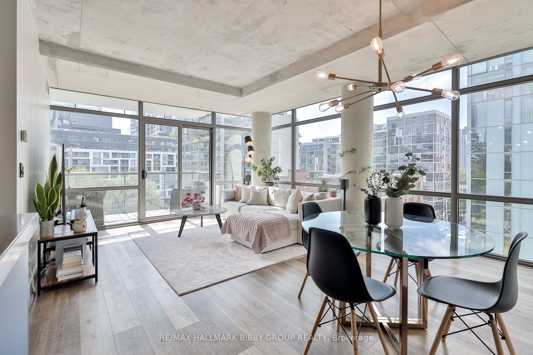 55 Stewart Street 731 Property Photo 1