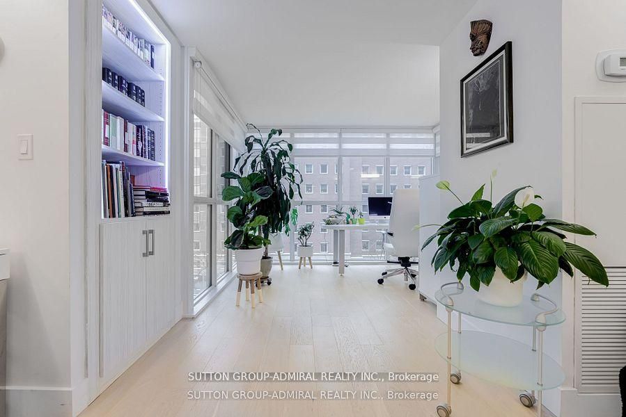 278 E Bloor Street E 805 Property Photo 10