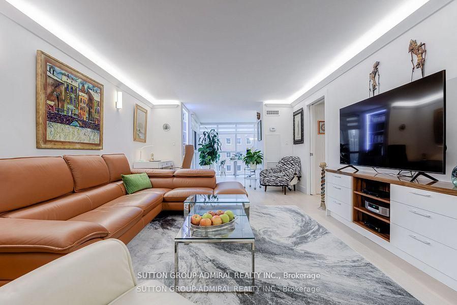 278 E Bloor Street E 805 Property Photo 12