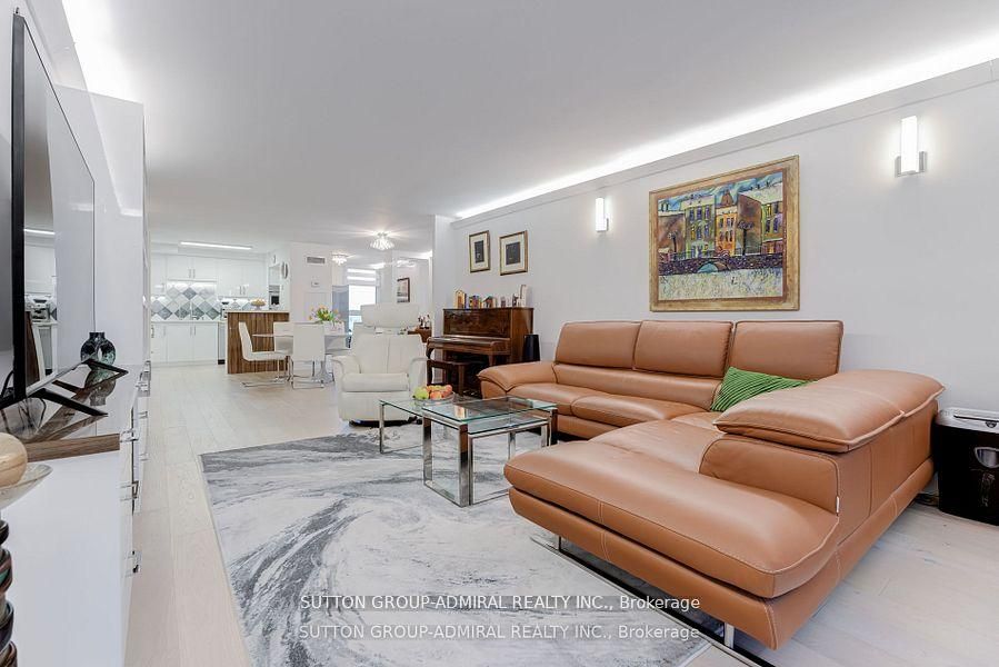 278 E Bloor Street E 805 Property Photo 14