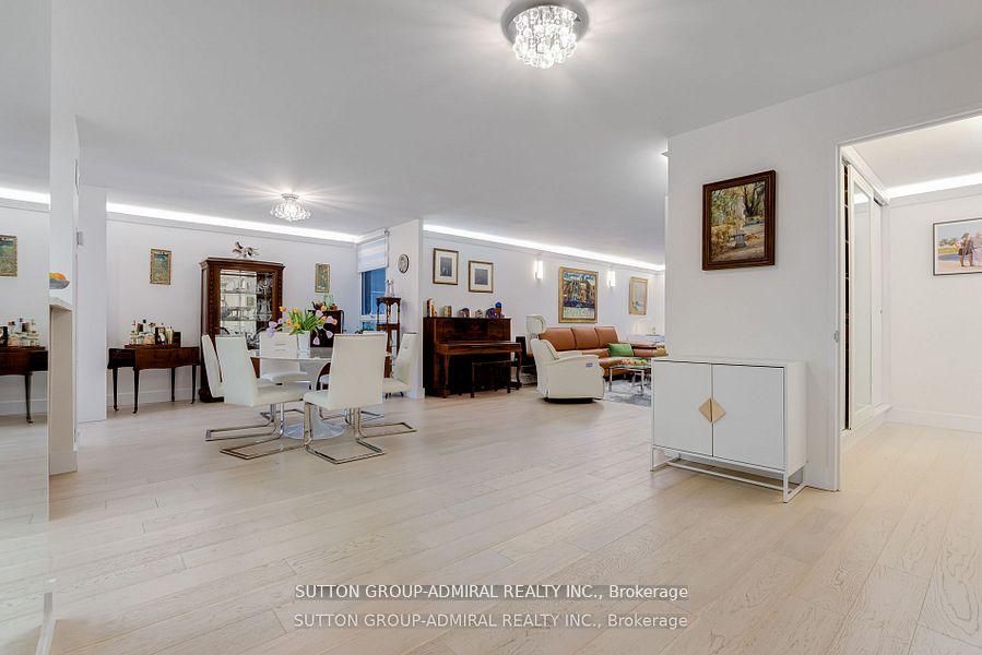 278 E Bloor Street E 805 Property Photo 15