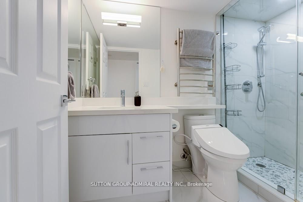 278 E Bloor Street E 805 Property Photo 23