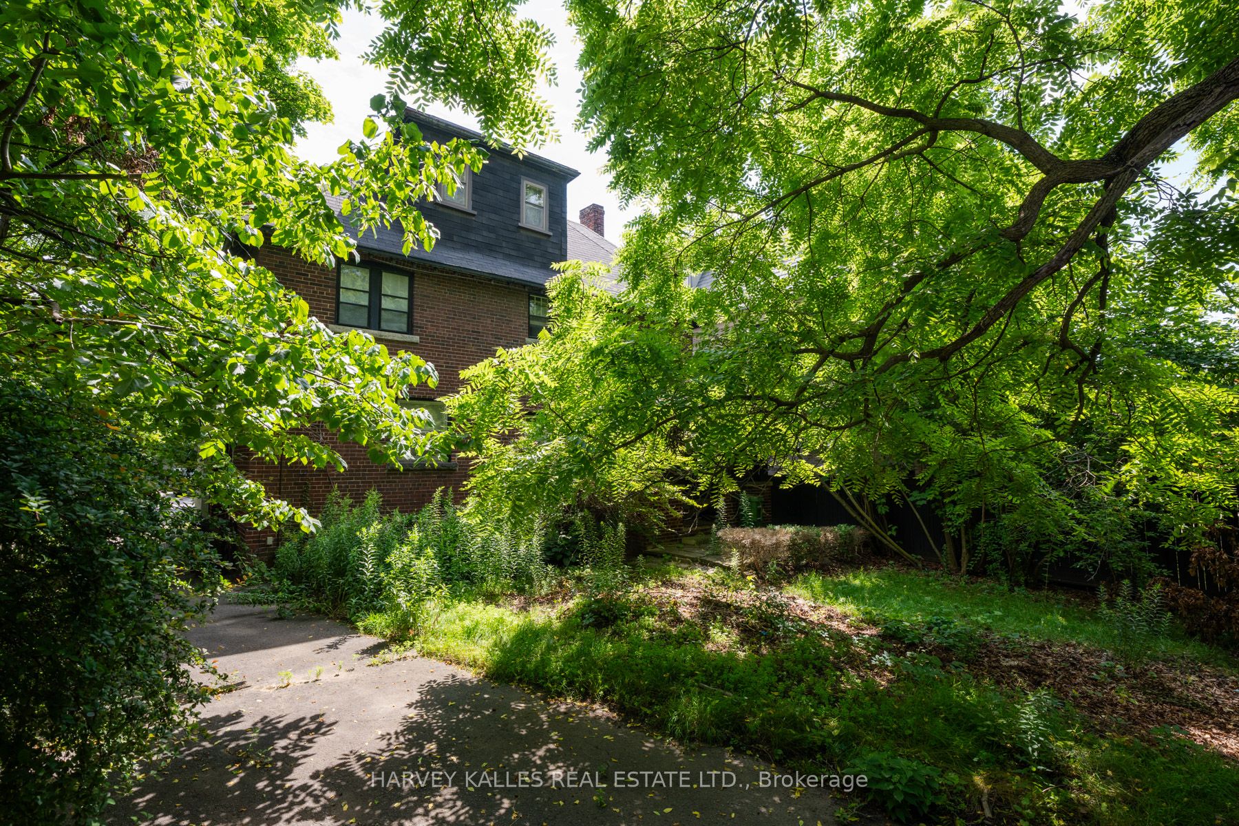 412 Glenayr Road Property Photo 6