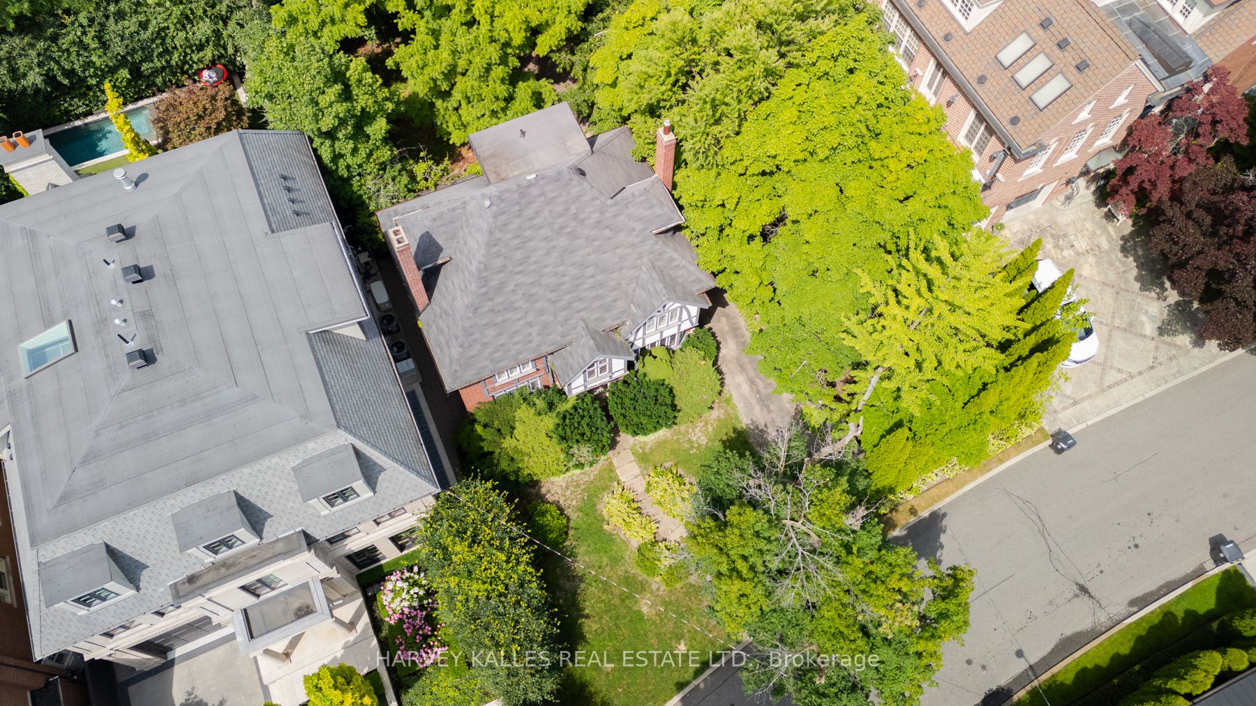 412 Glenayr Road Property Photo 7