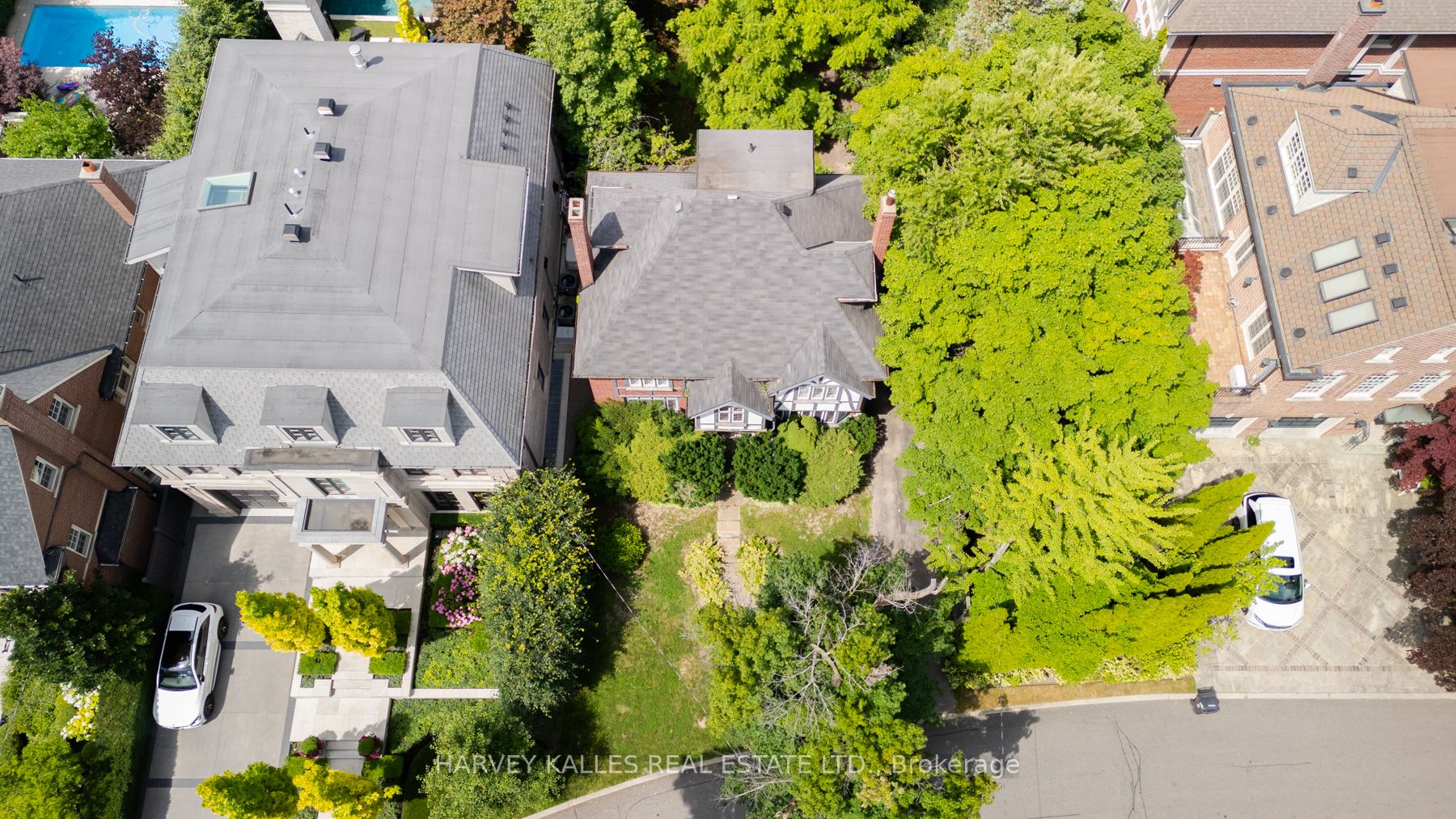 412 Glenayr Road Property Photo 8