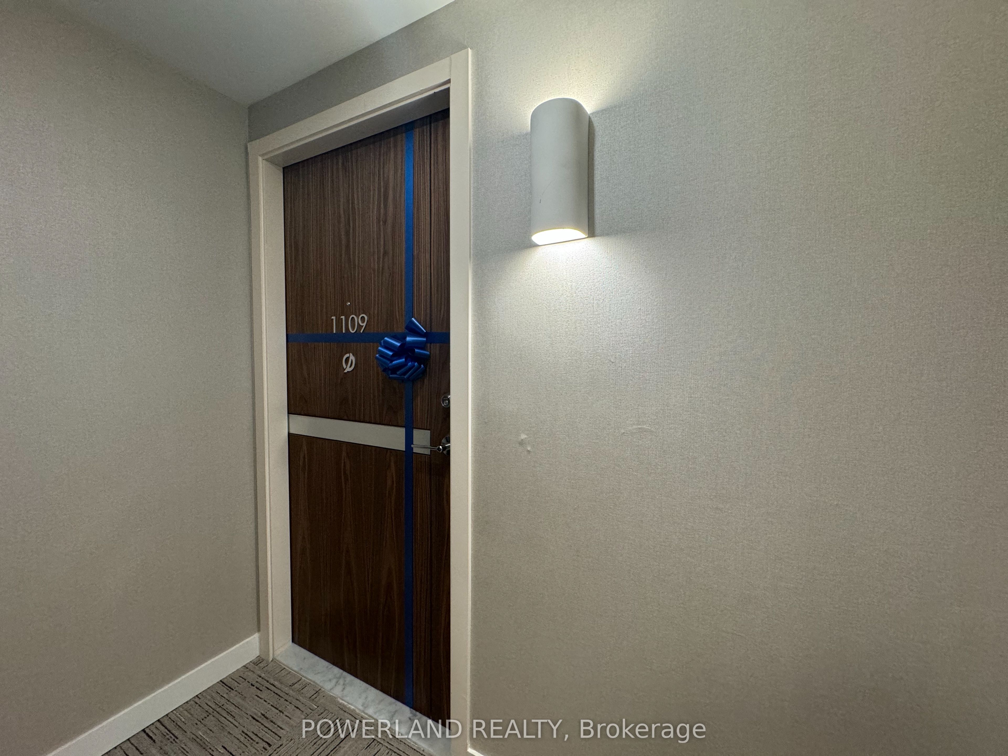 27 Mcmahon Drive 1109