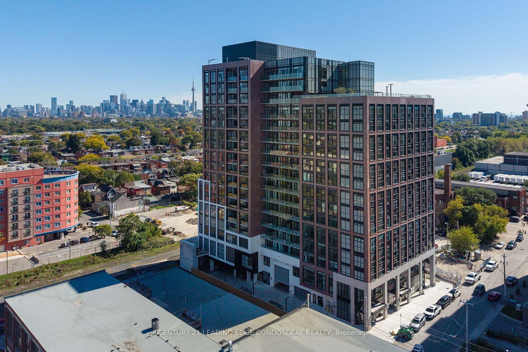 181 Sterling Road 1402 Property Photo 1