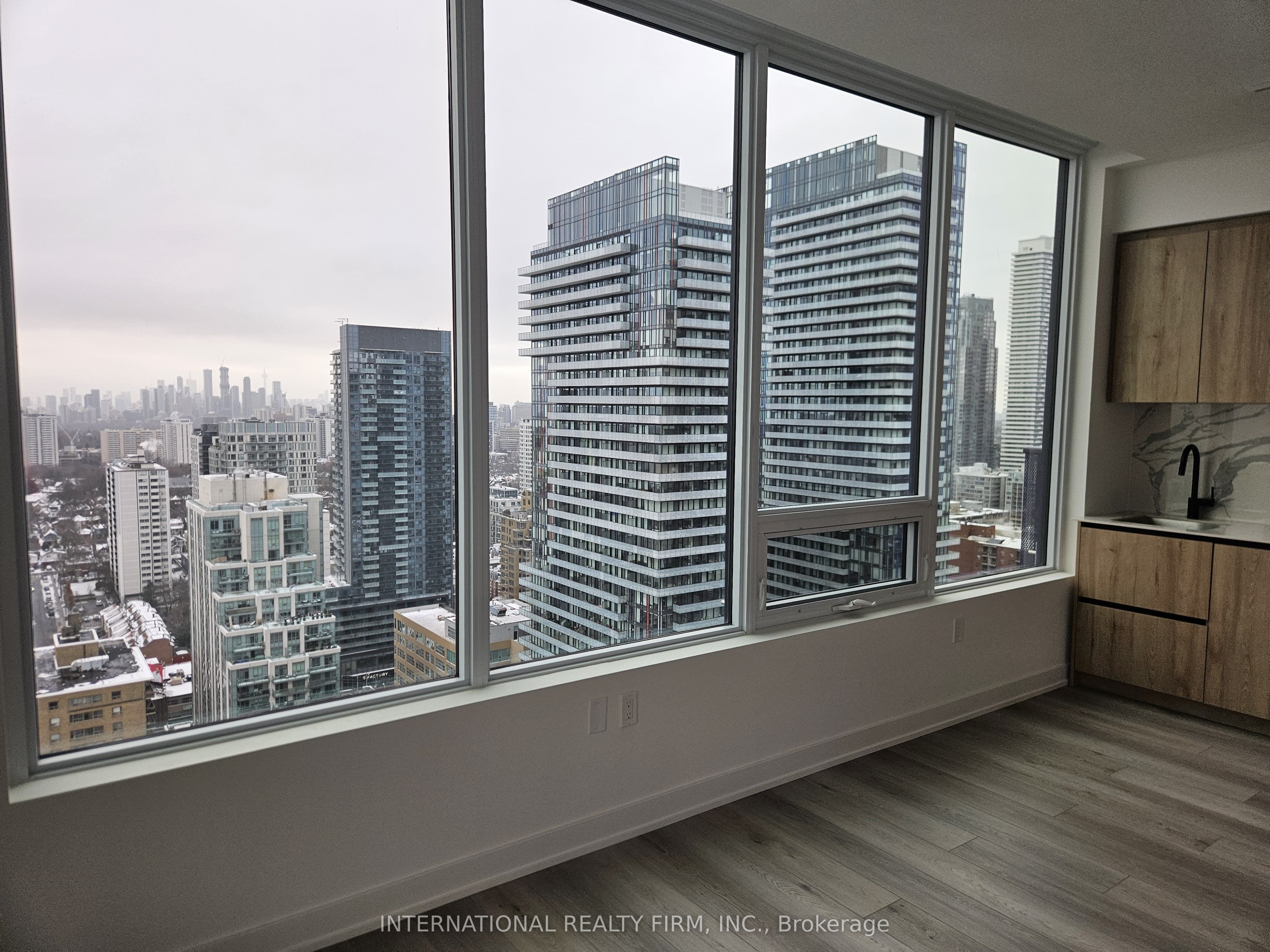 127 Broadway Avenue 2912 Property Photo 1