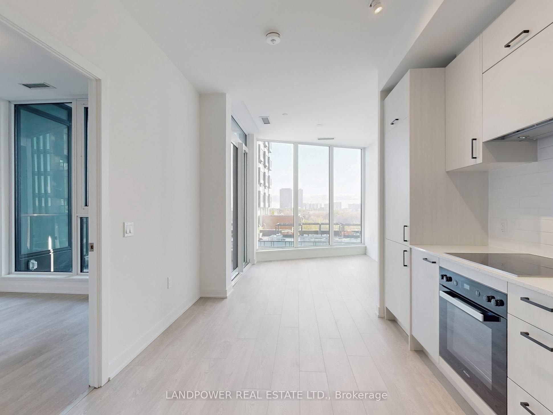 1 Kyle Lowry Road 604 Property Photo 10