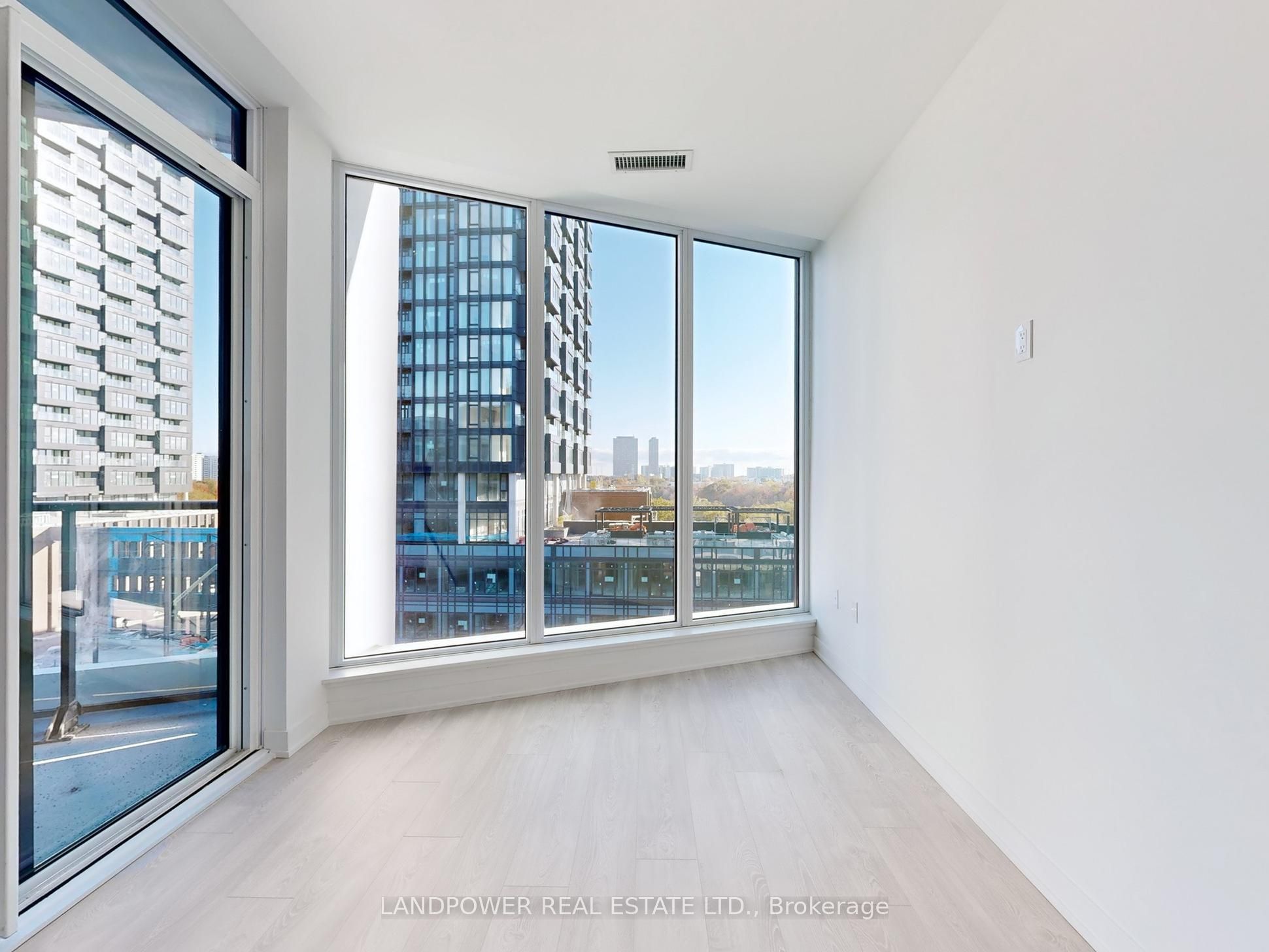 1 Kyle Lowry Road 604 Property Photo 11