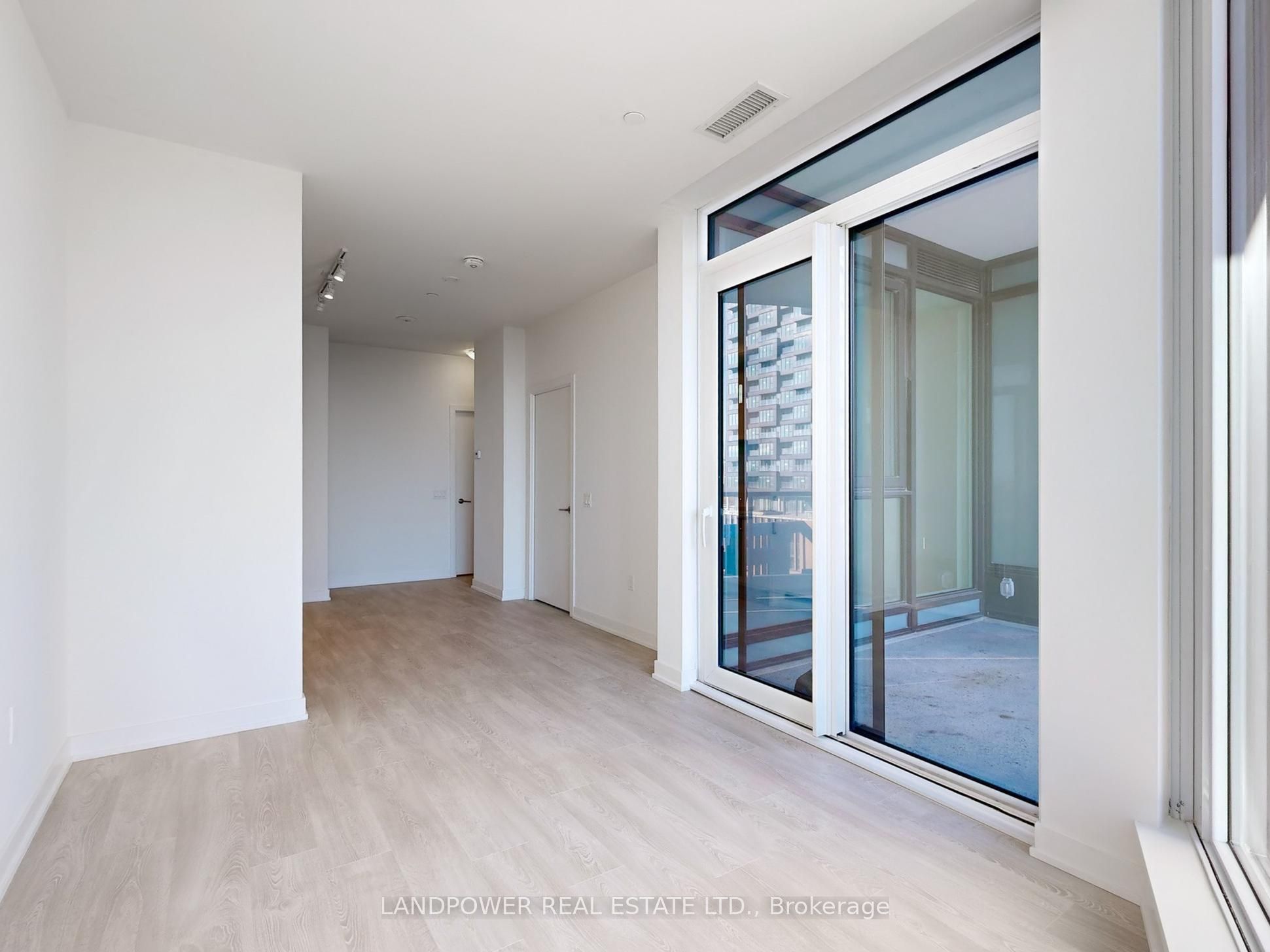 1 Kyle Lowry Road 604 Property Photo 13