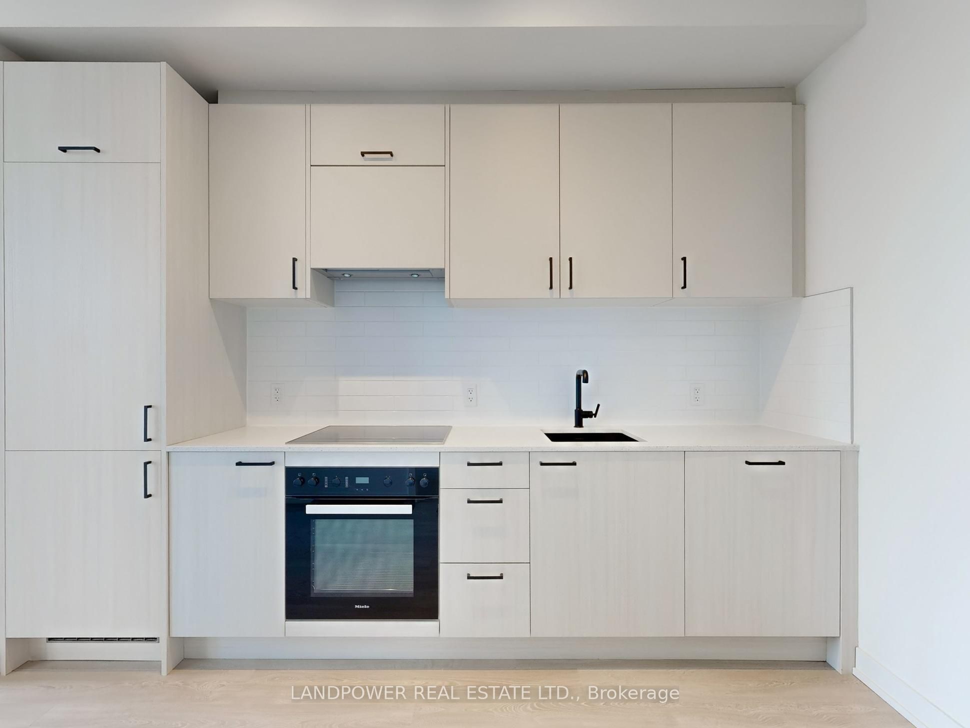 1 Kyle Lowry Road 604 Property Photo 16