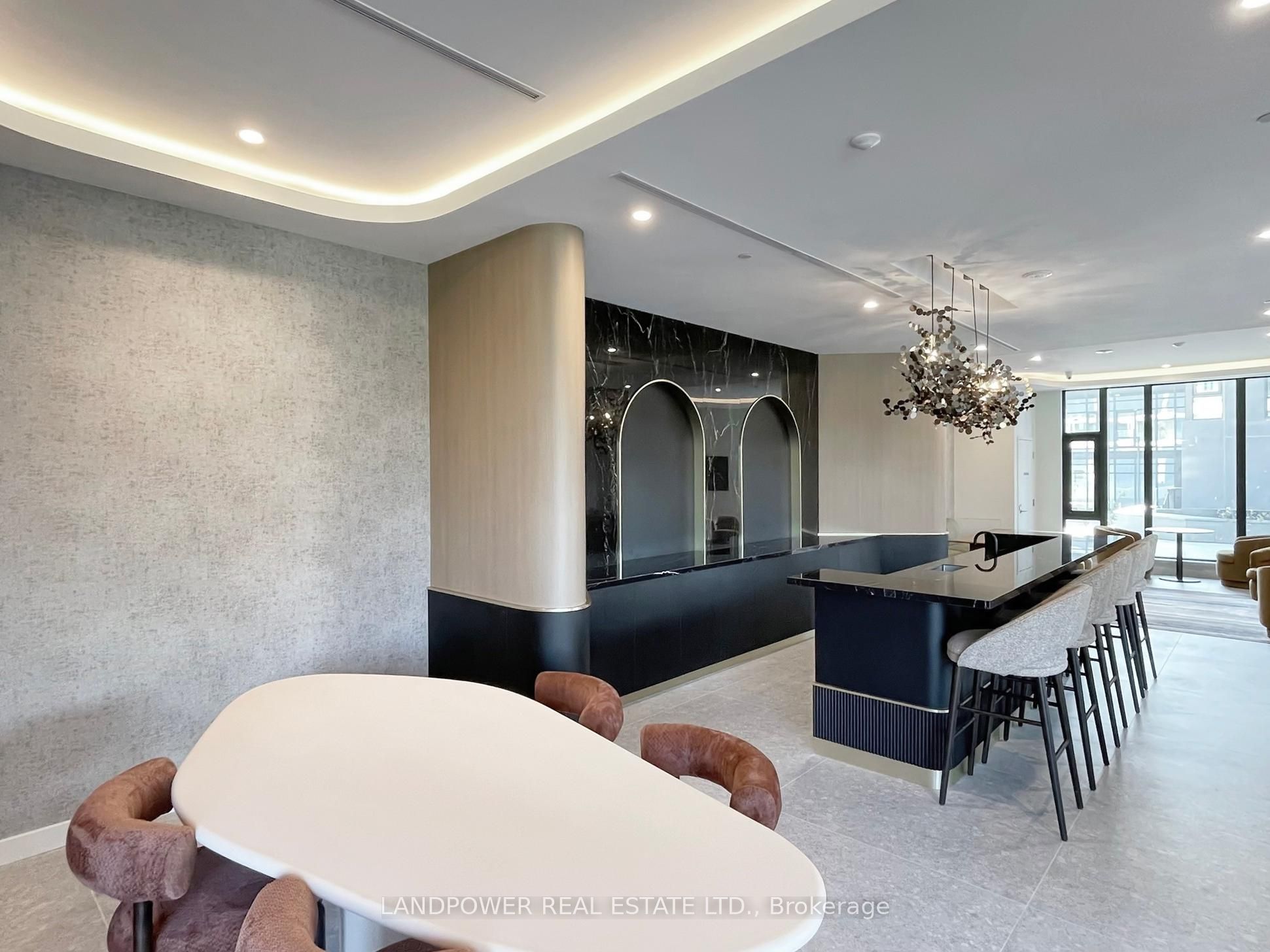 1 Kyle Lowry Road 604 Property Photo 34