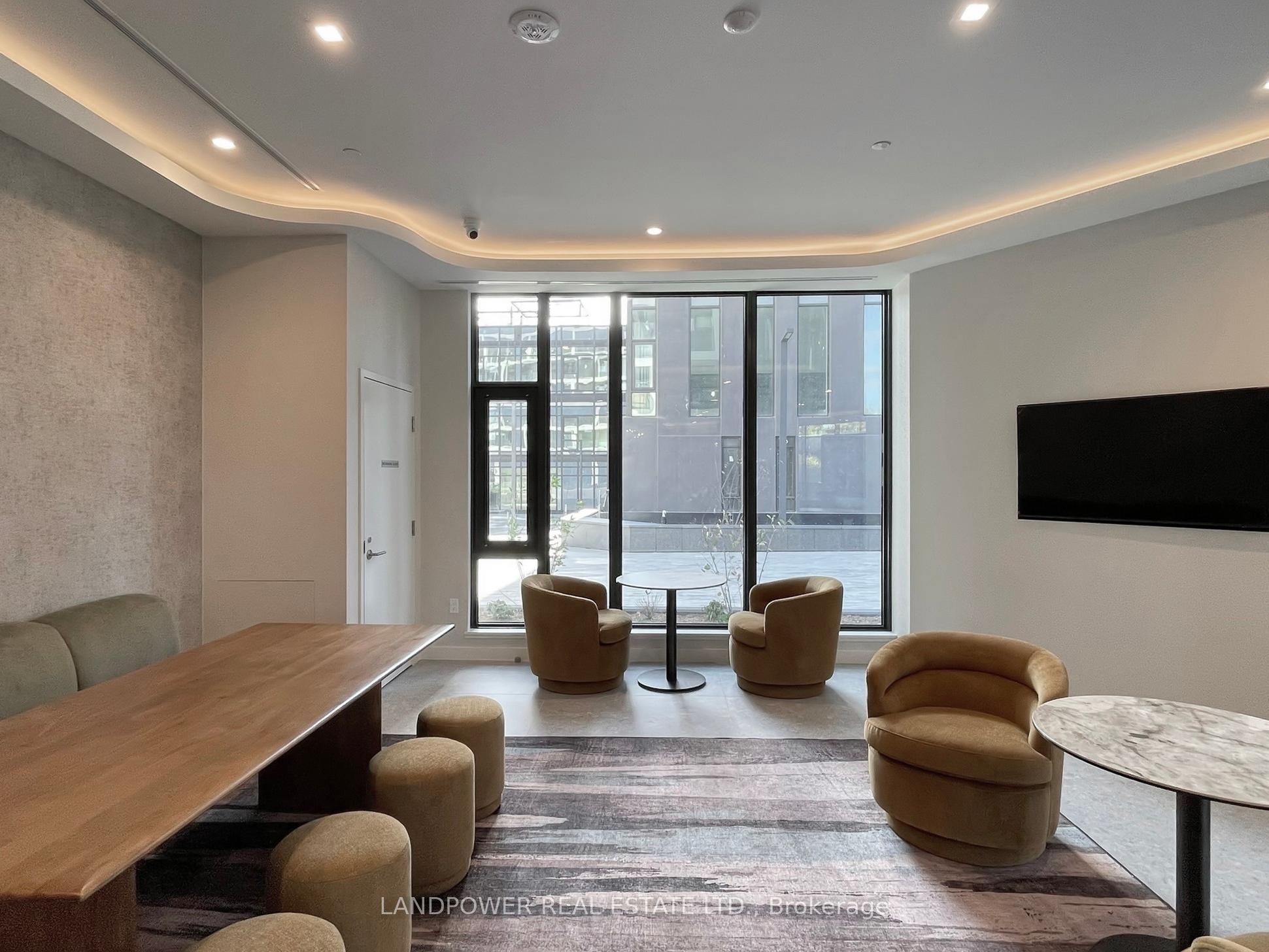 1 Kyle Lowry Road 604 Property Photo 36