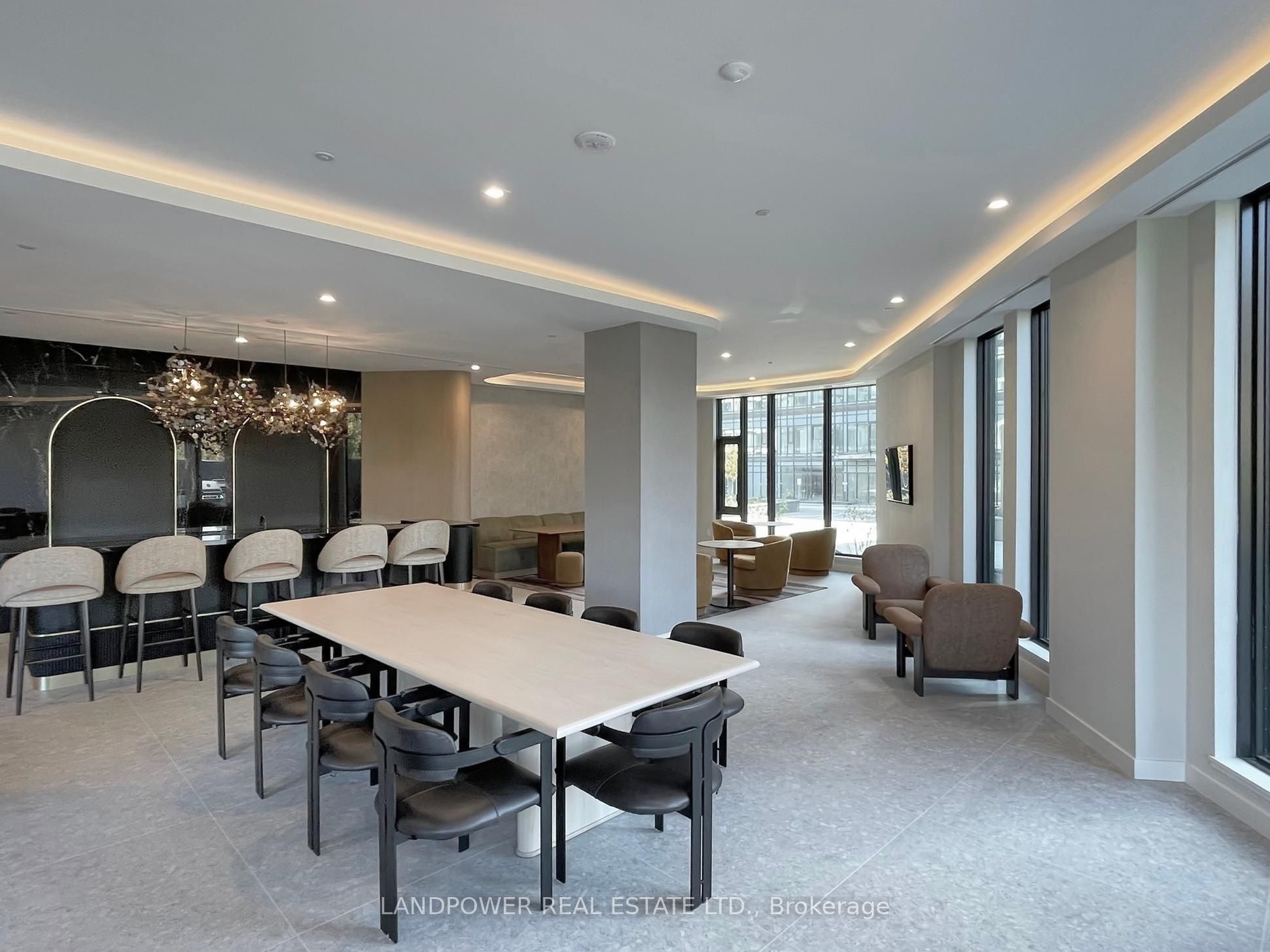 1 Kyle Lowry Road 604 Property Photo 39