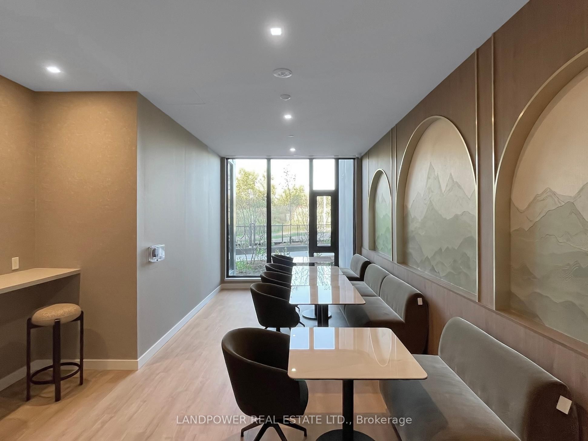 1 Kyle Lowry Road 604 Property Photo 40