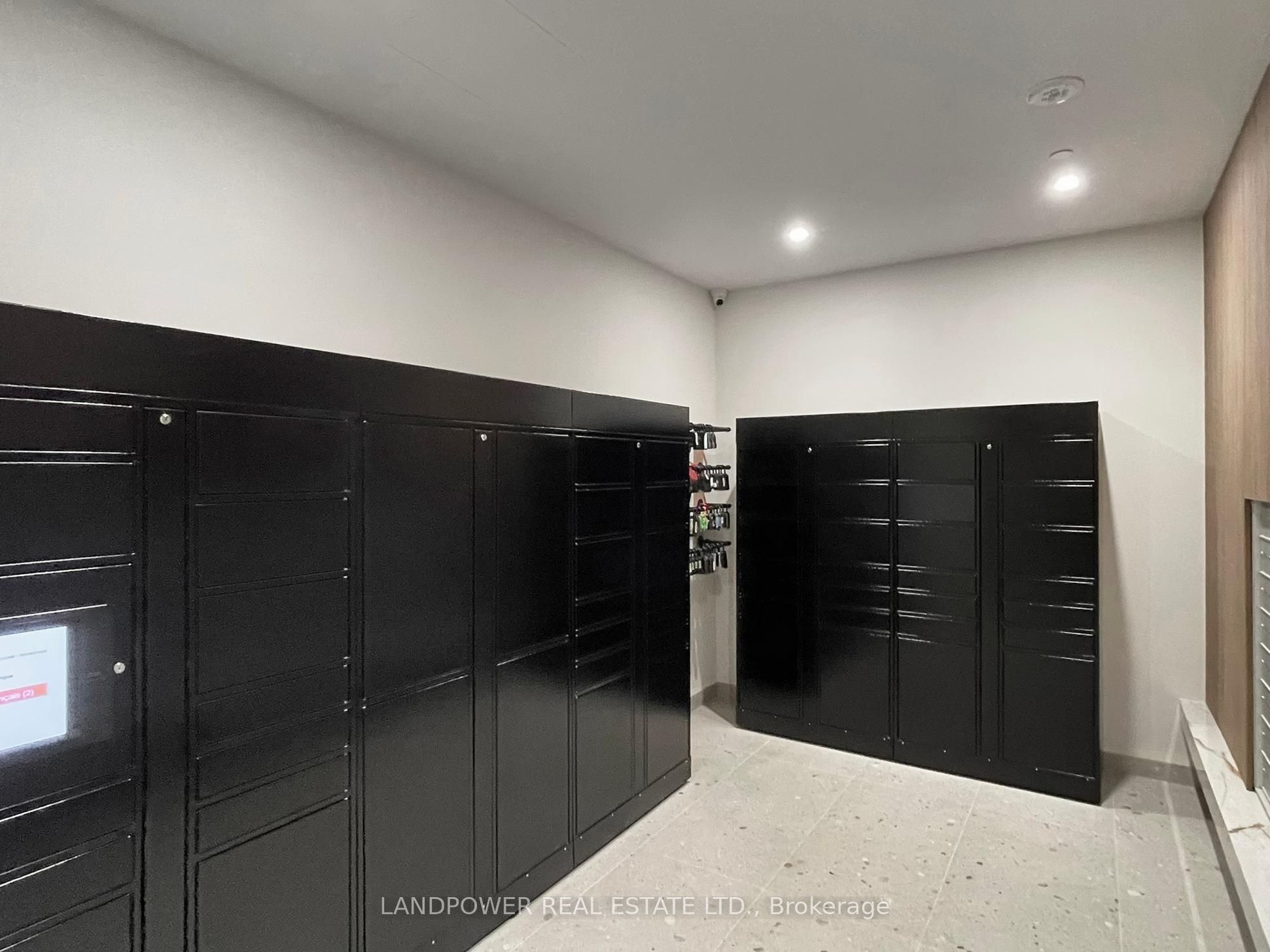 1 Kyle Lowry Road 604 Property Photo 49