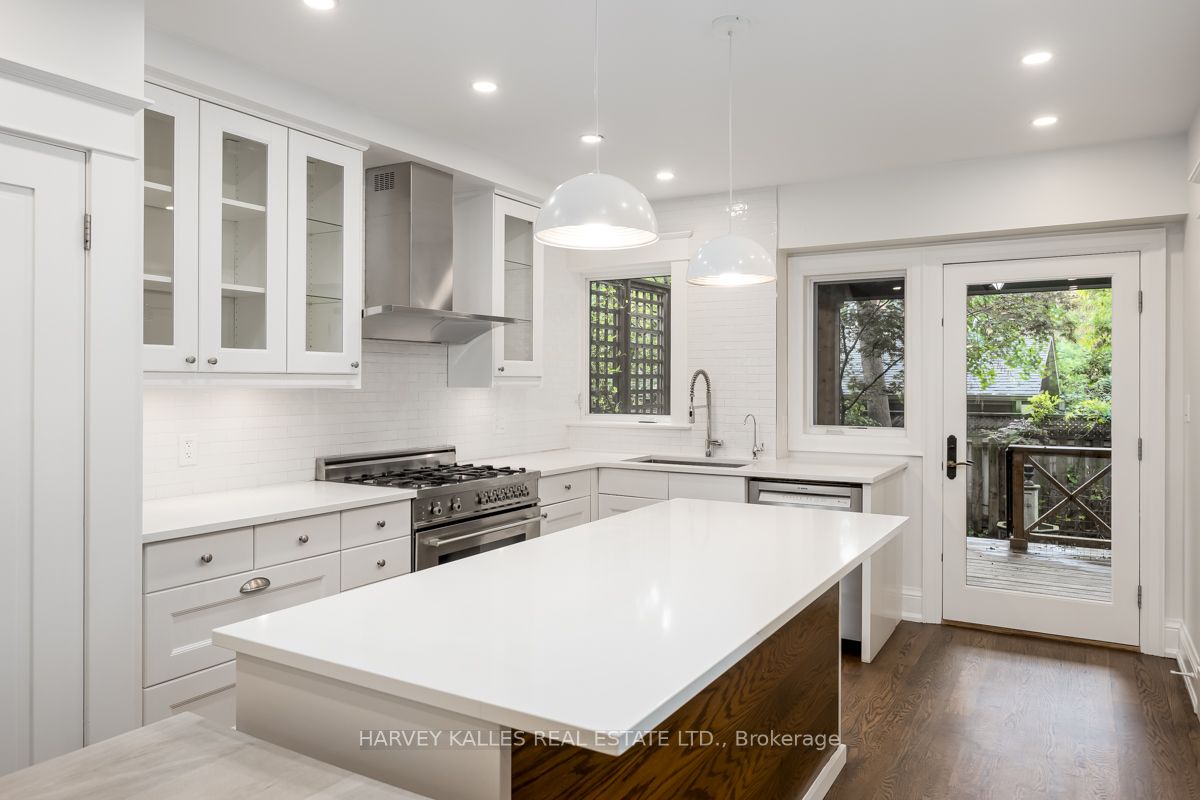 211 Cottingham Street Property Photo 12