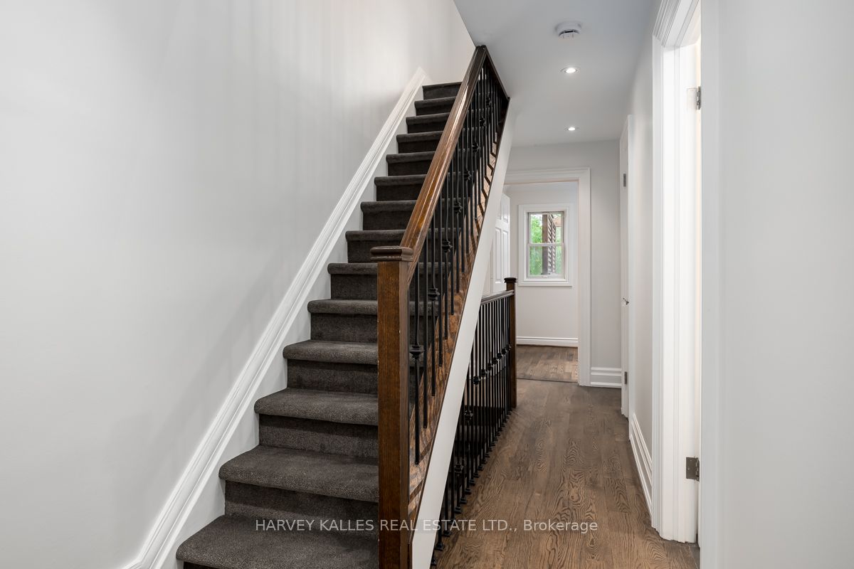 211 Cottingham Street Property Photo 15