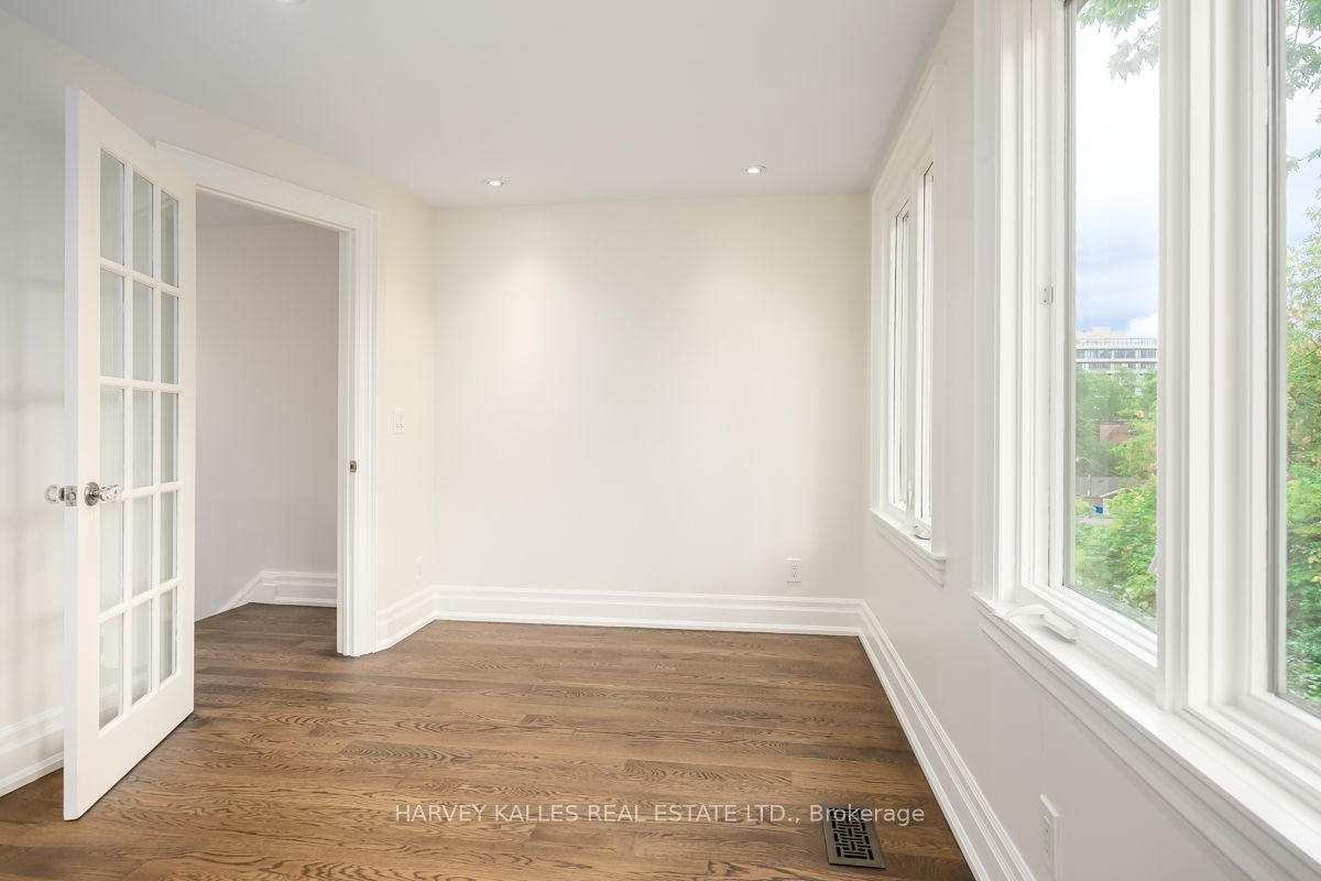 211 Cottingham Street Property Photo 25