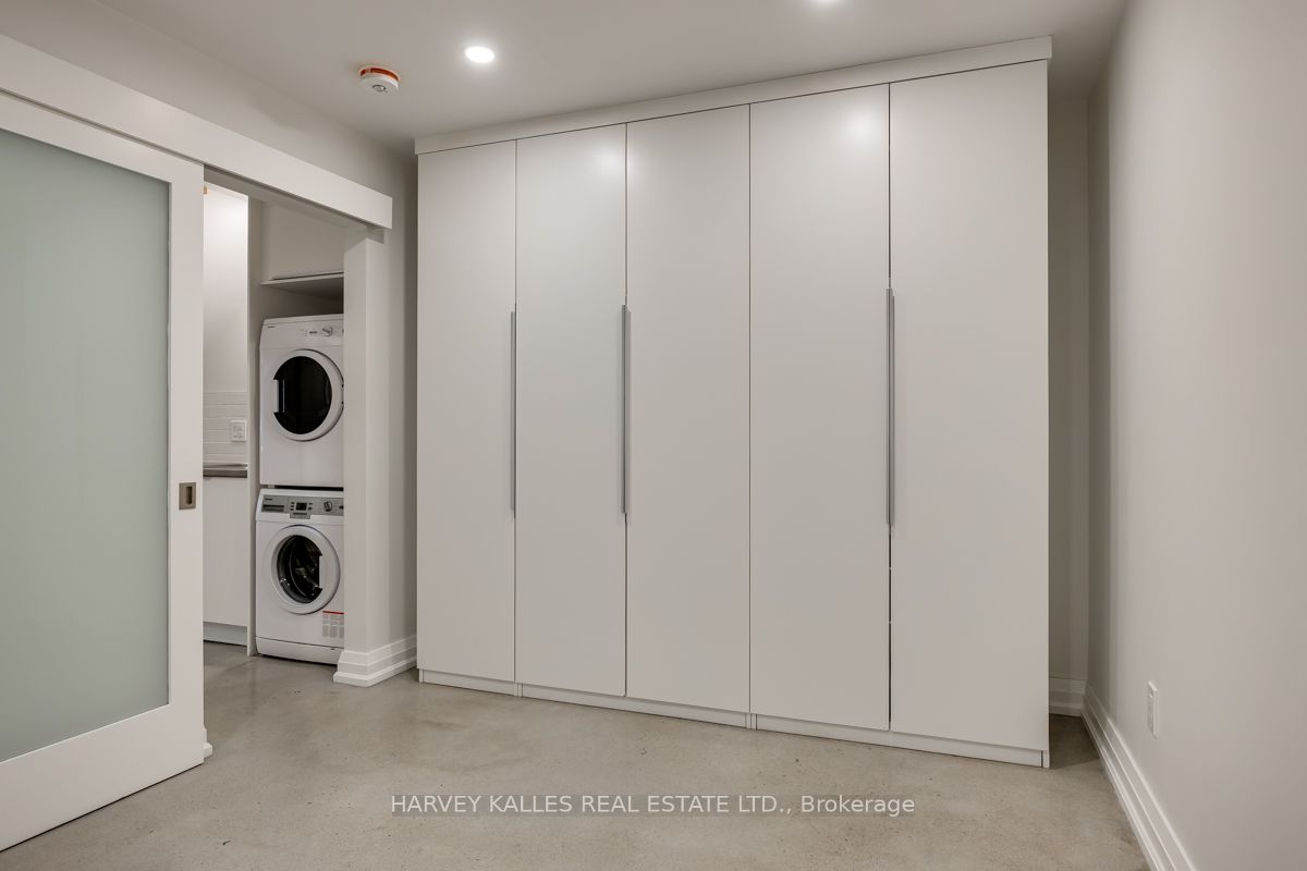 211 Cottingham Street Property Photo 34