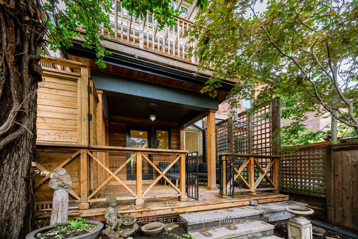 211 Cottingham Street Property Photo 38