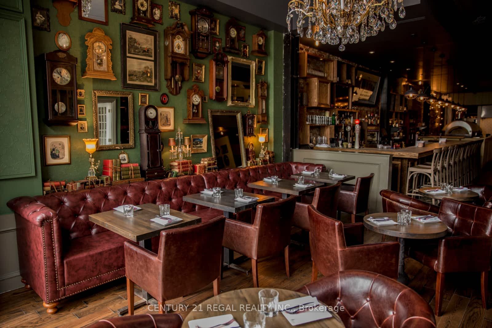 1096 Queen Street W Property Photo 3