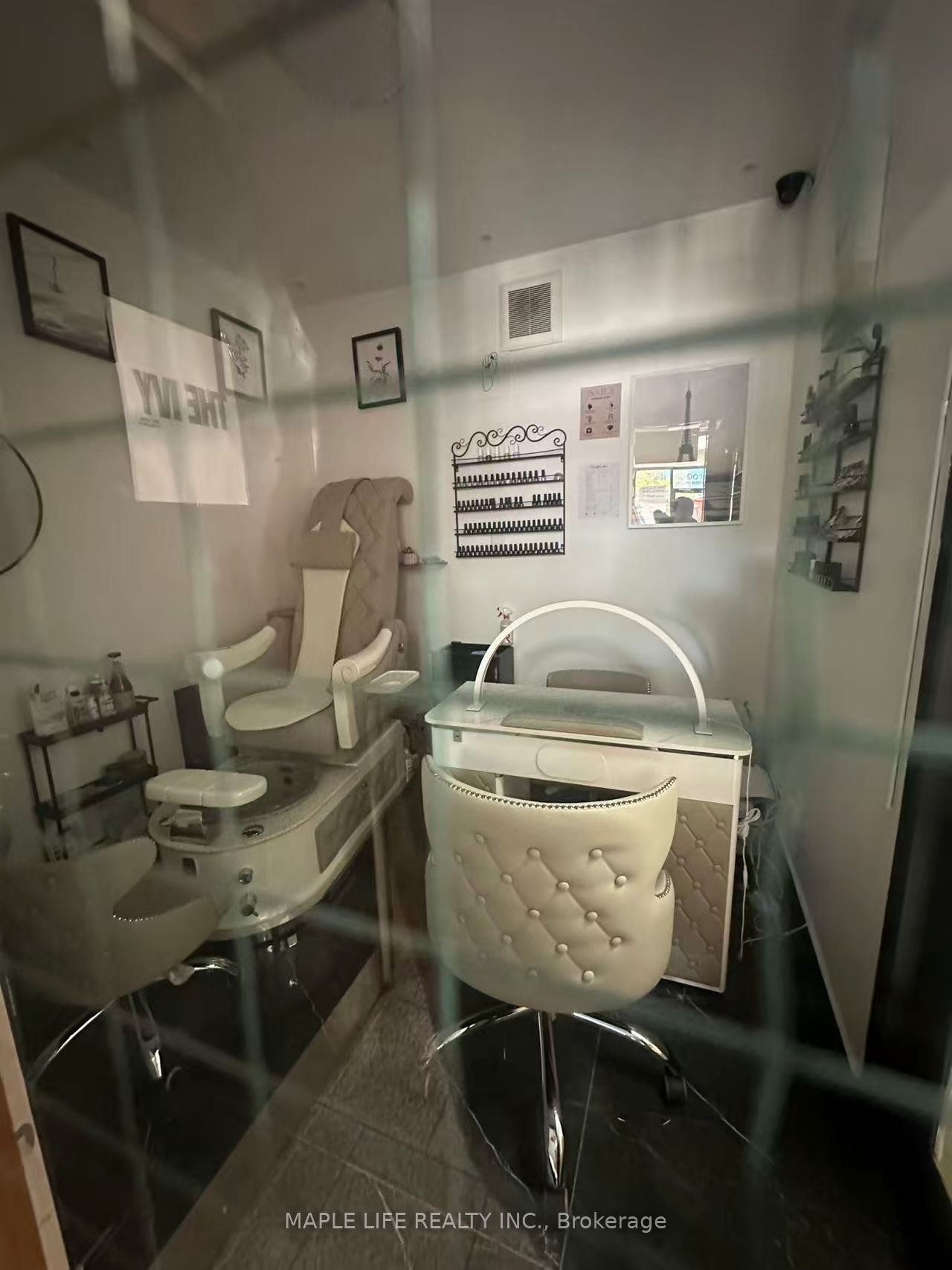 901 Yonge Street #109 Property Photo 4