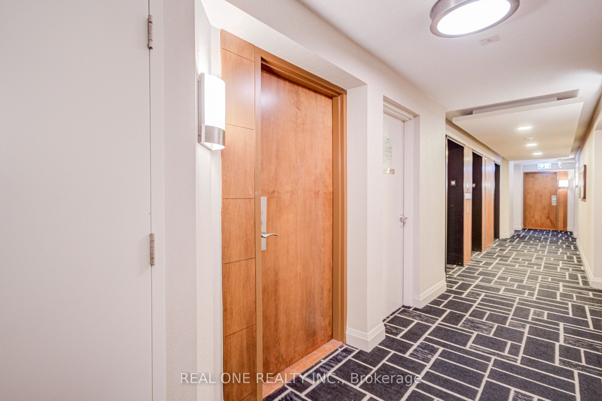 C12455838 Property Photo 7